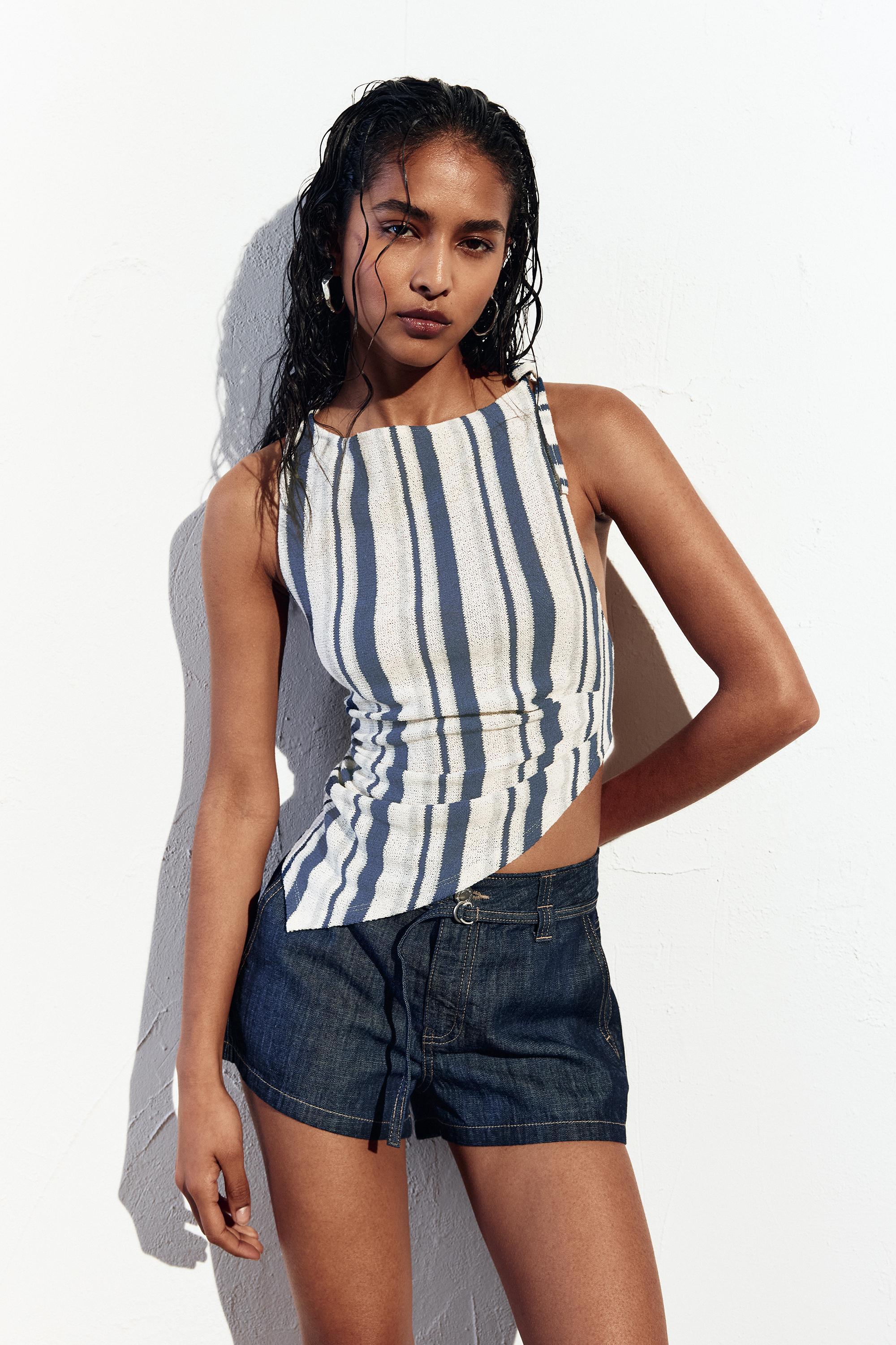 Rustikales Asymmetrisches Streifentop