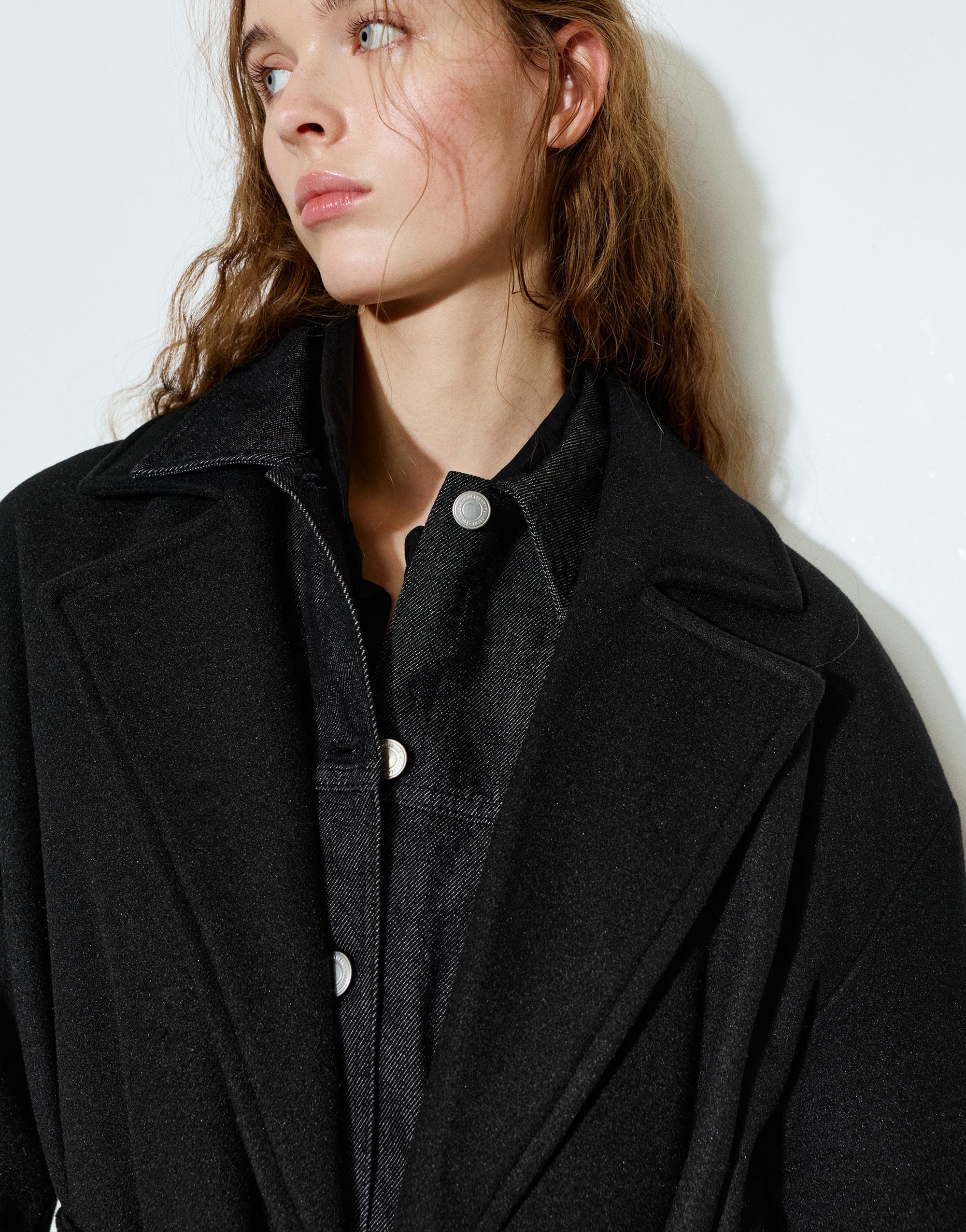 Long felt coat with belt — Black