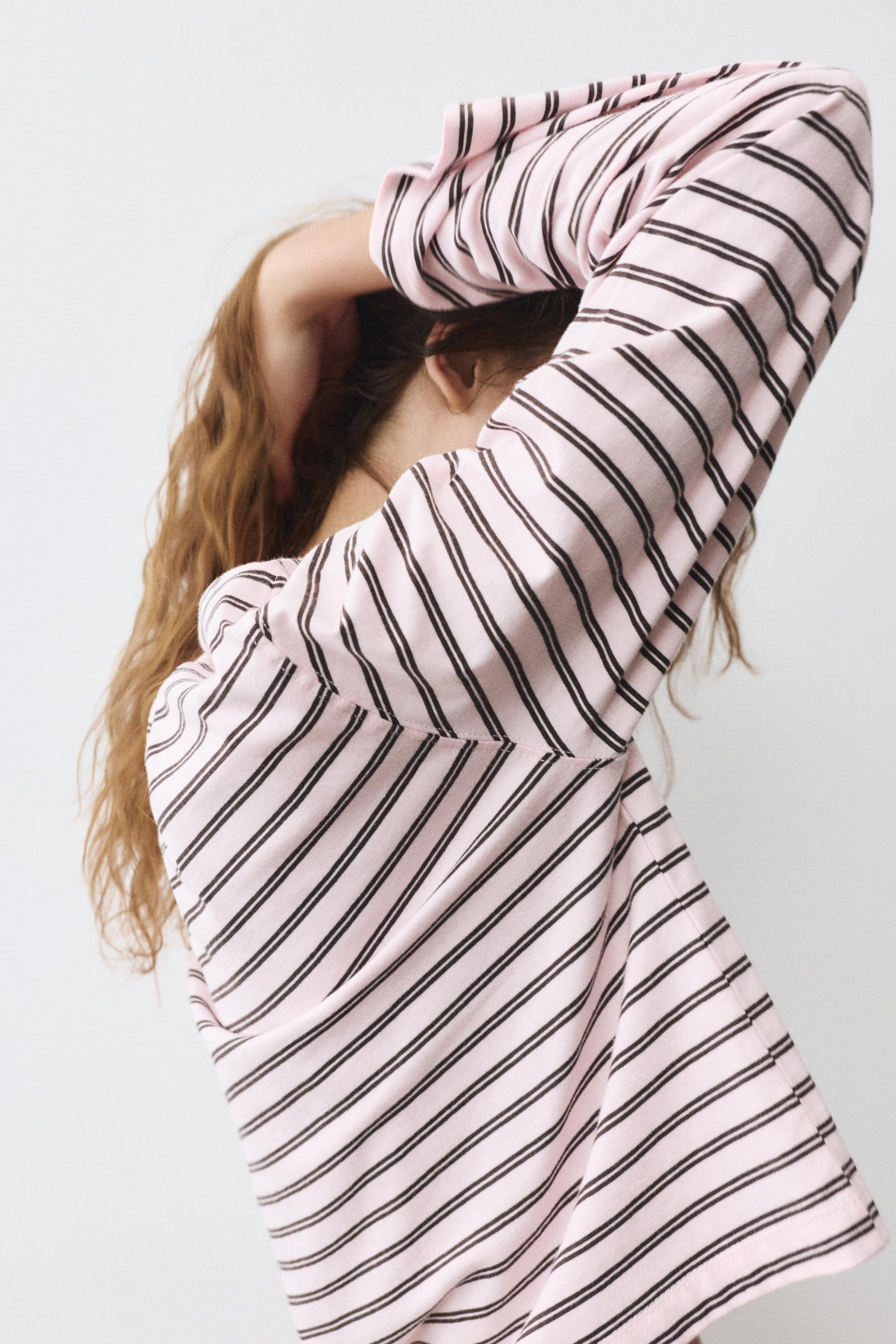 Boxy-fit long sleeve T-shirt — Striped