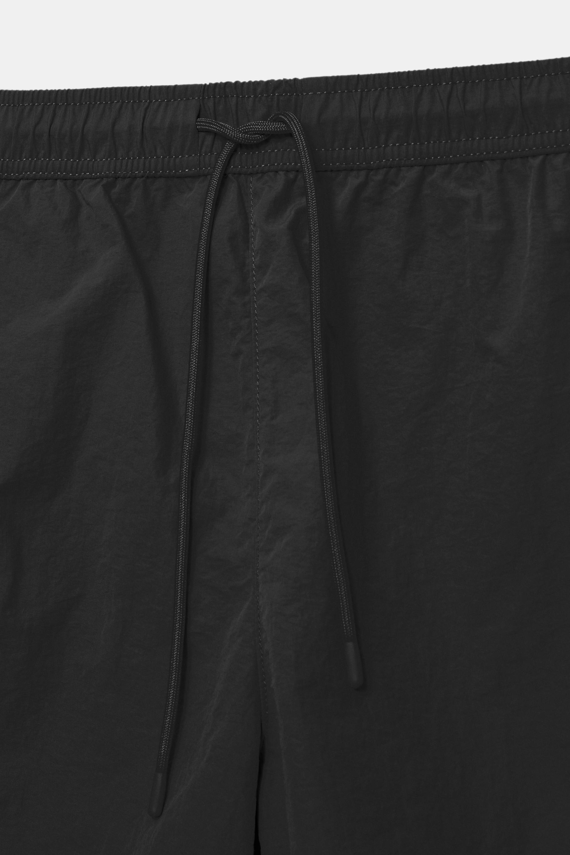 Regular fit swim shorts — Black