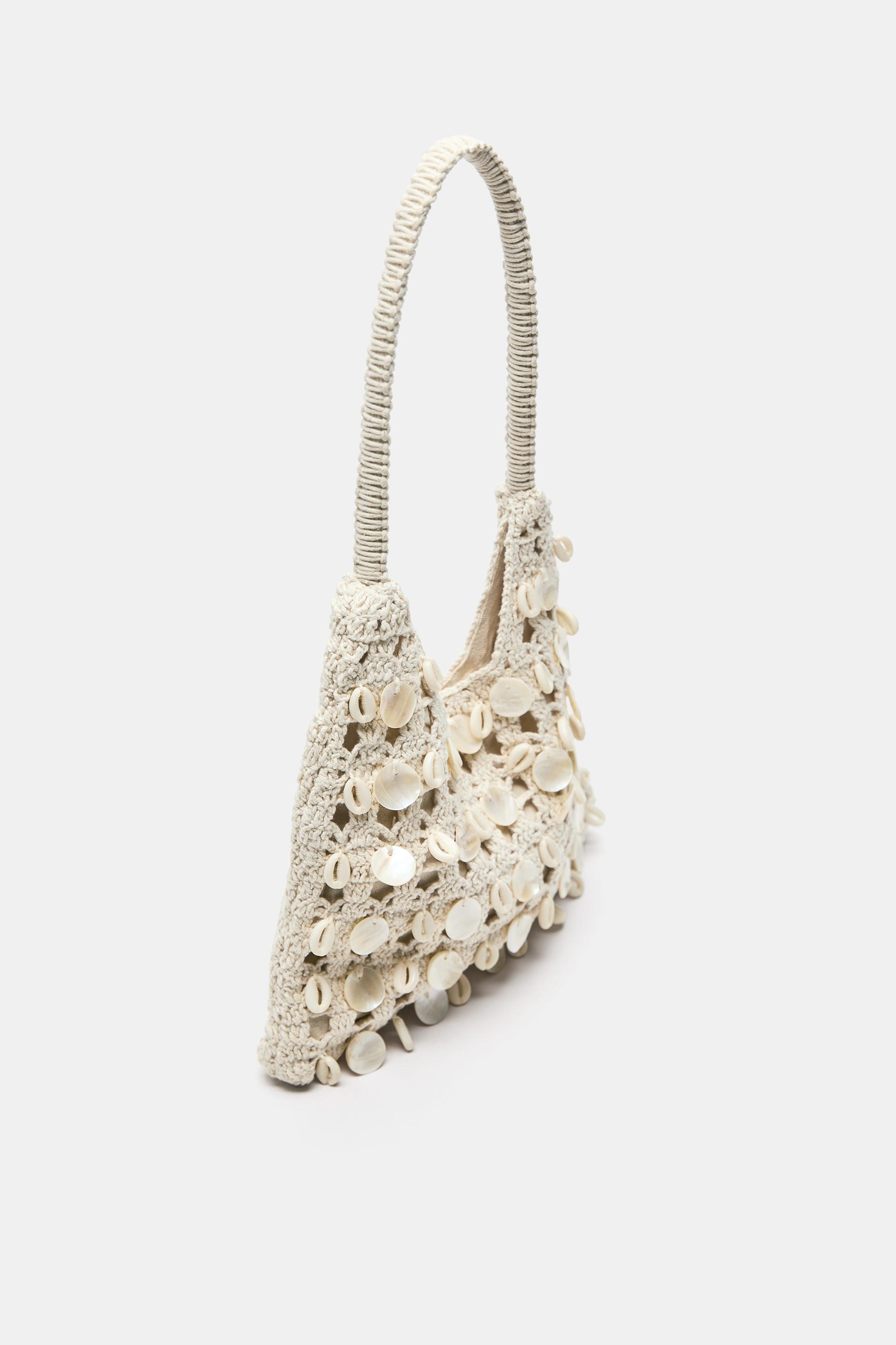 Beaded shoulder bag — Ecru