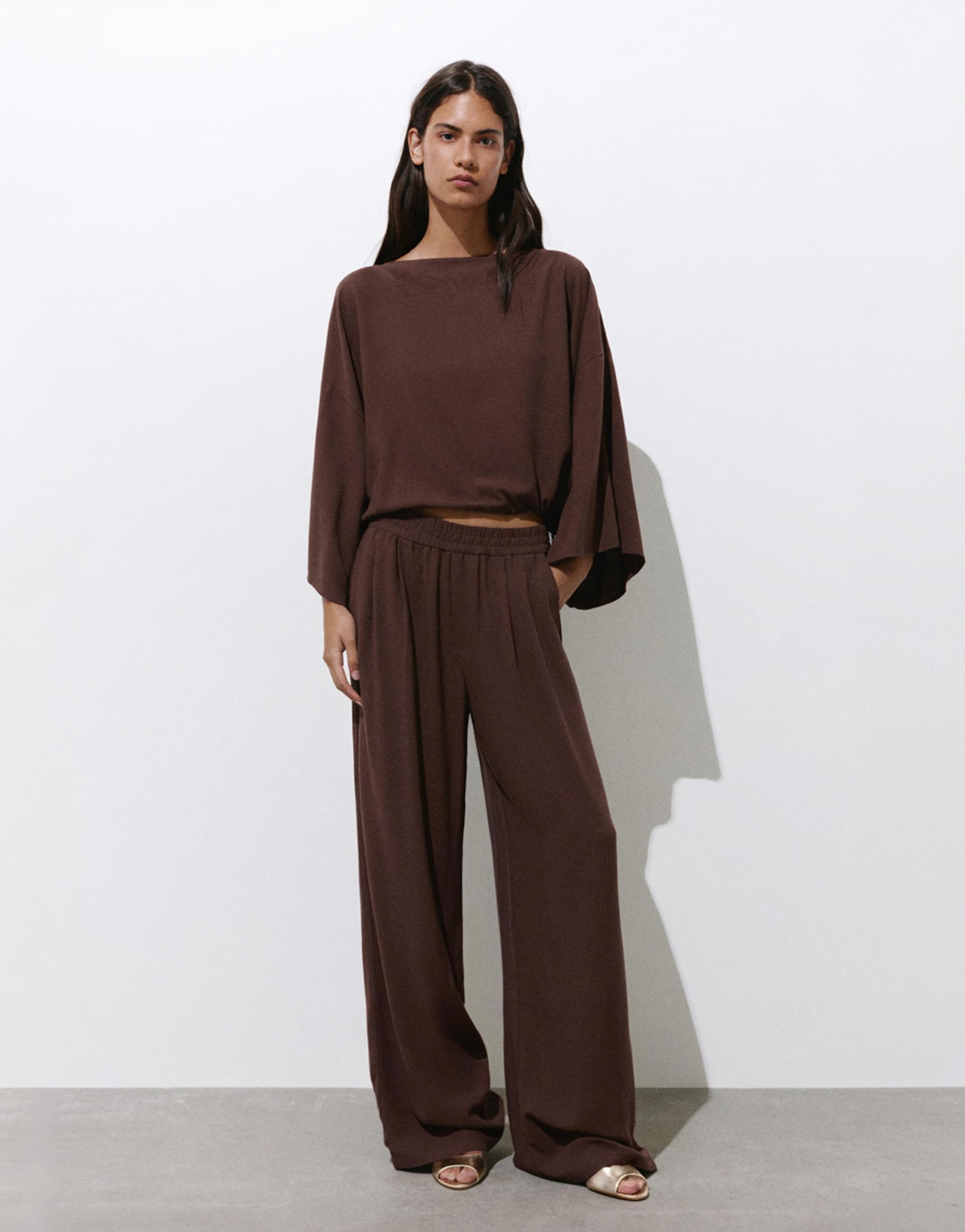 Cape blouse — Brown