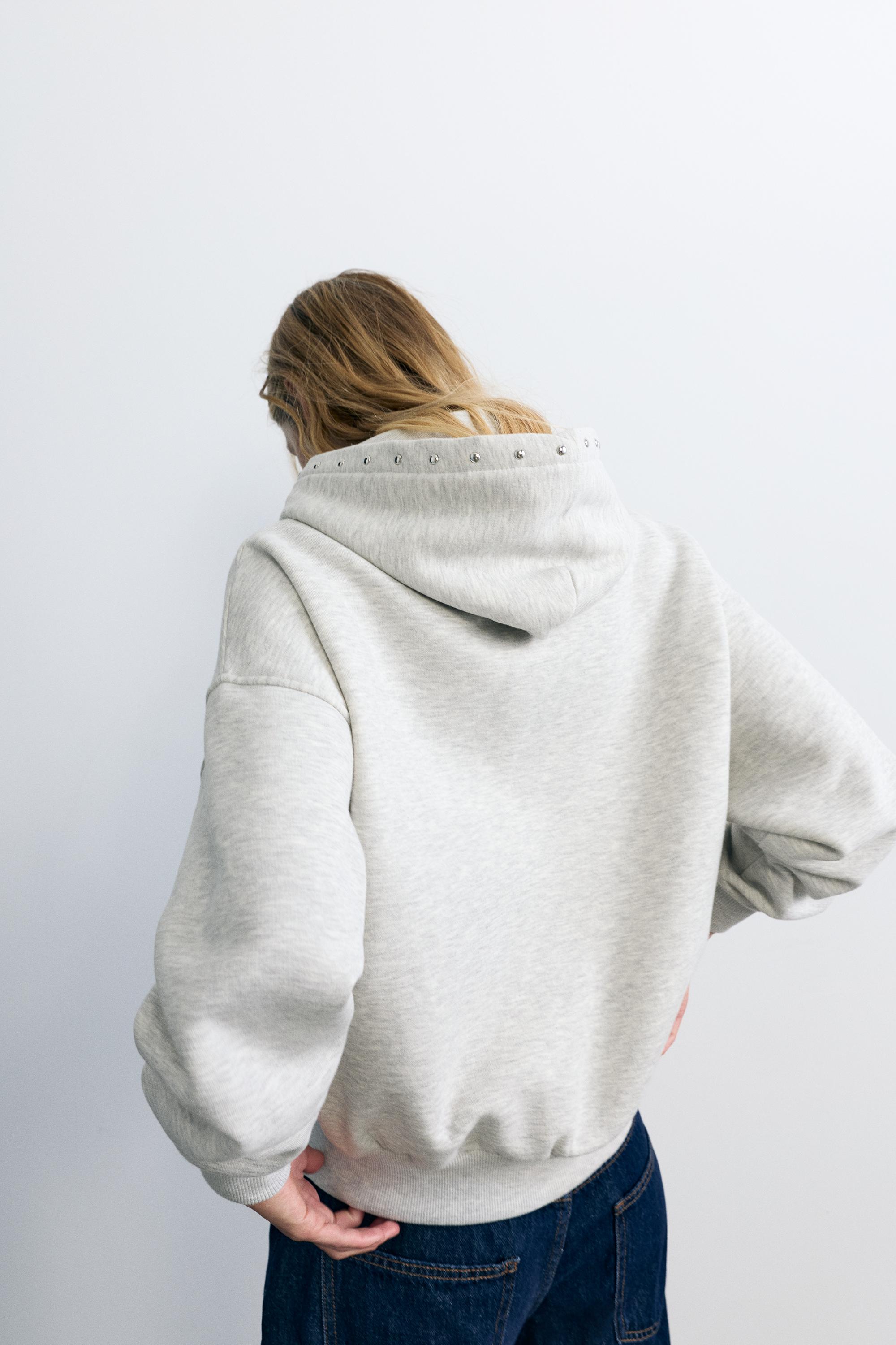 Studded hoodie — Grey marl