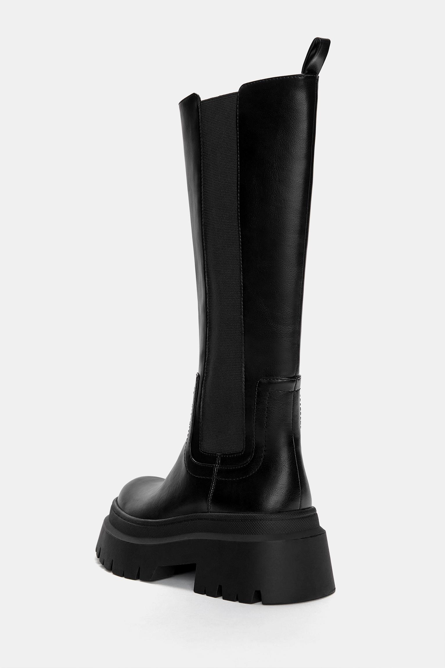 Chunky tall boots — Black