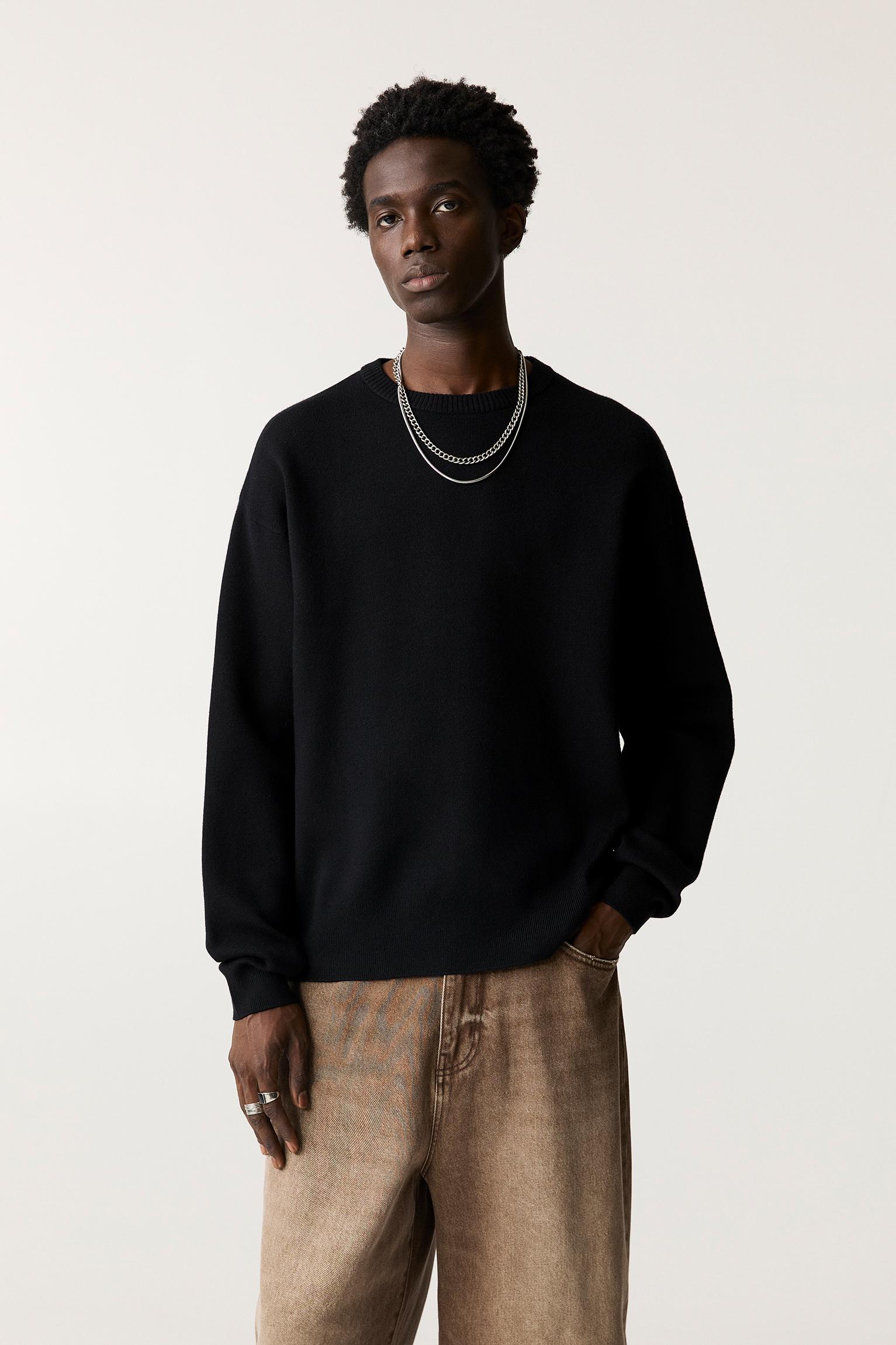 Pull and bear black jumper best sale