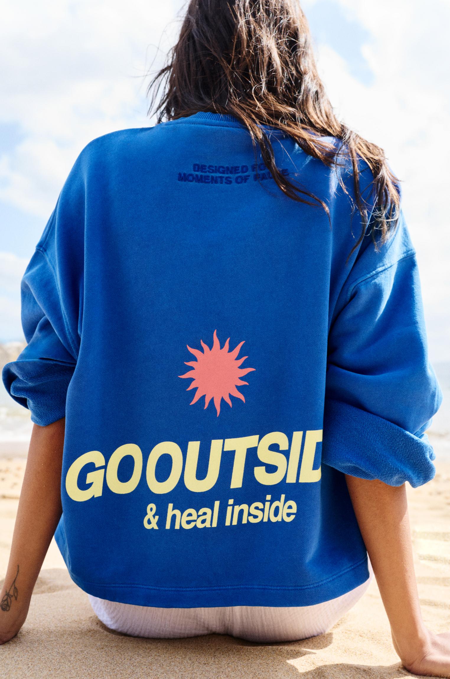 Blue sun graphic sweatshirt — Deep blue