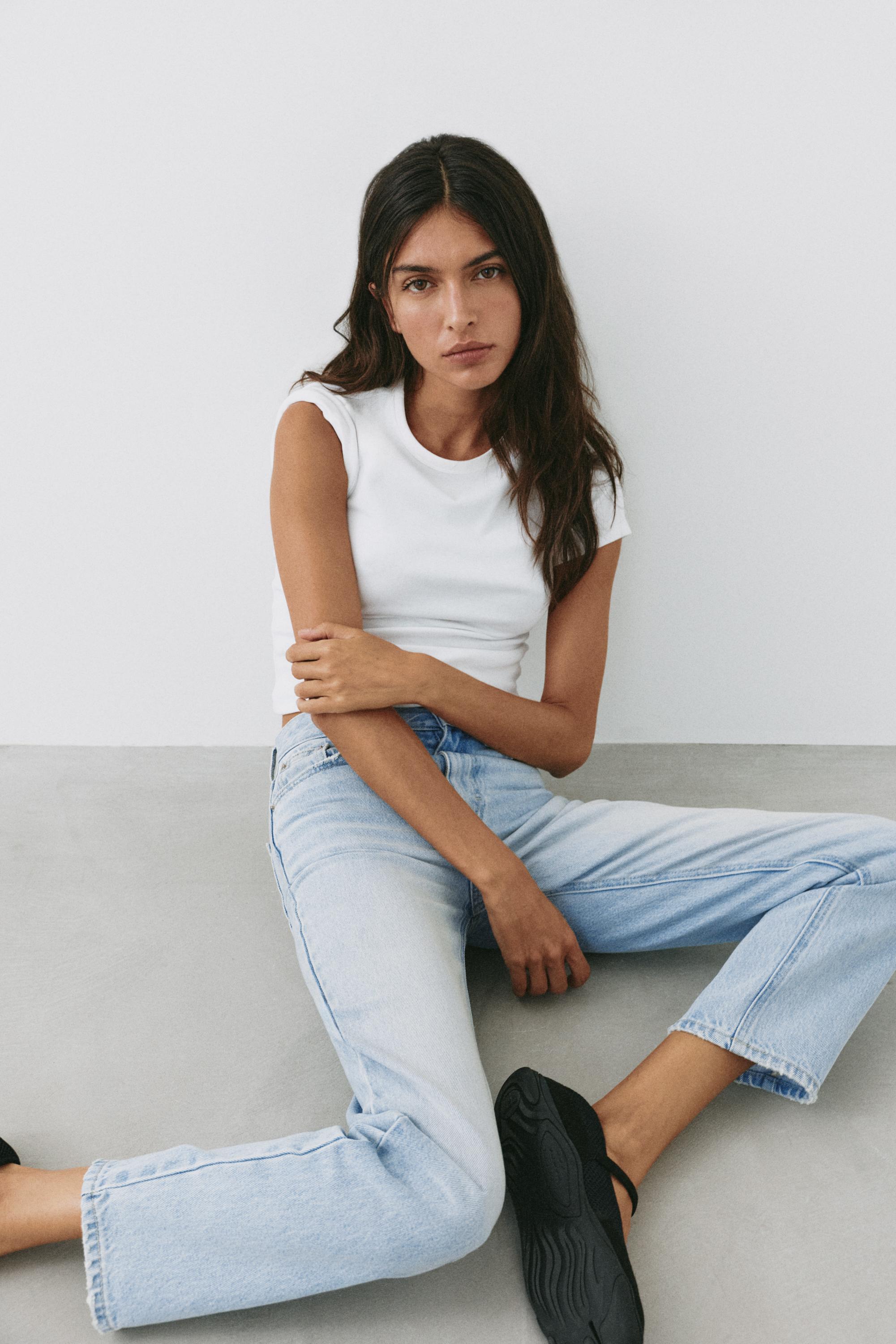 High-waist mom jeans — Faded blue
