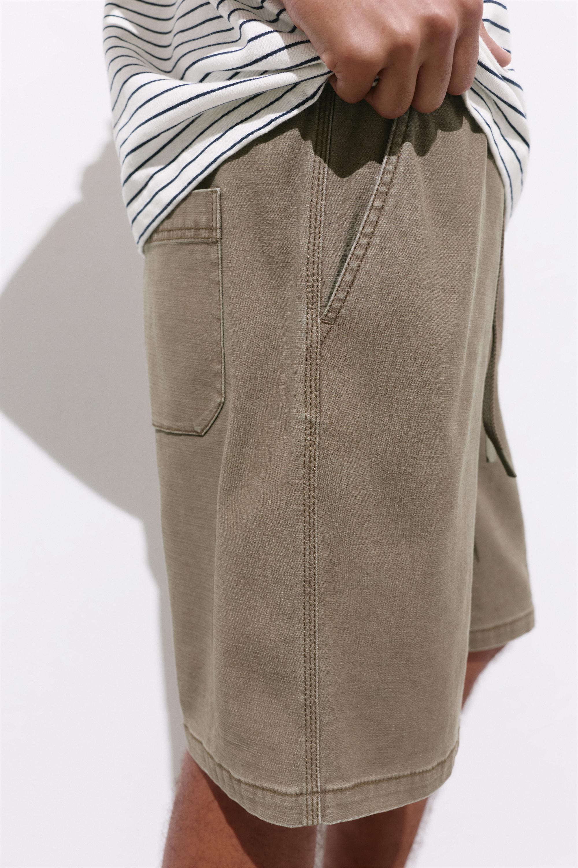 Bermuda sweat shorts — Khaki