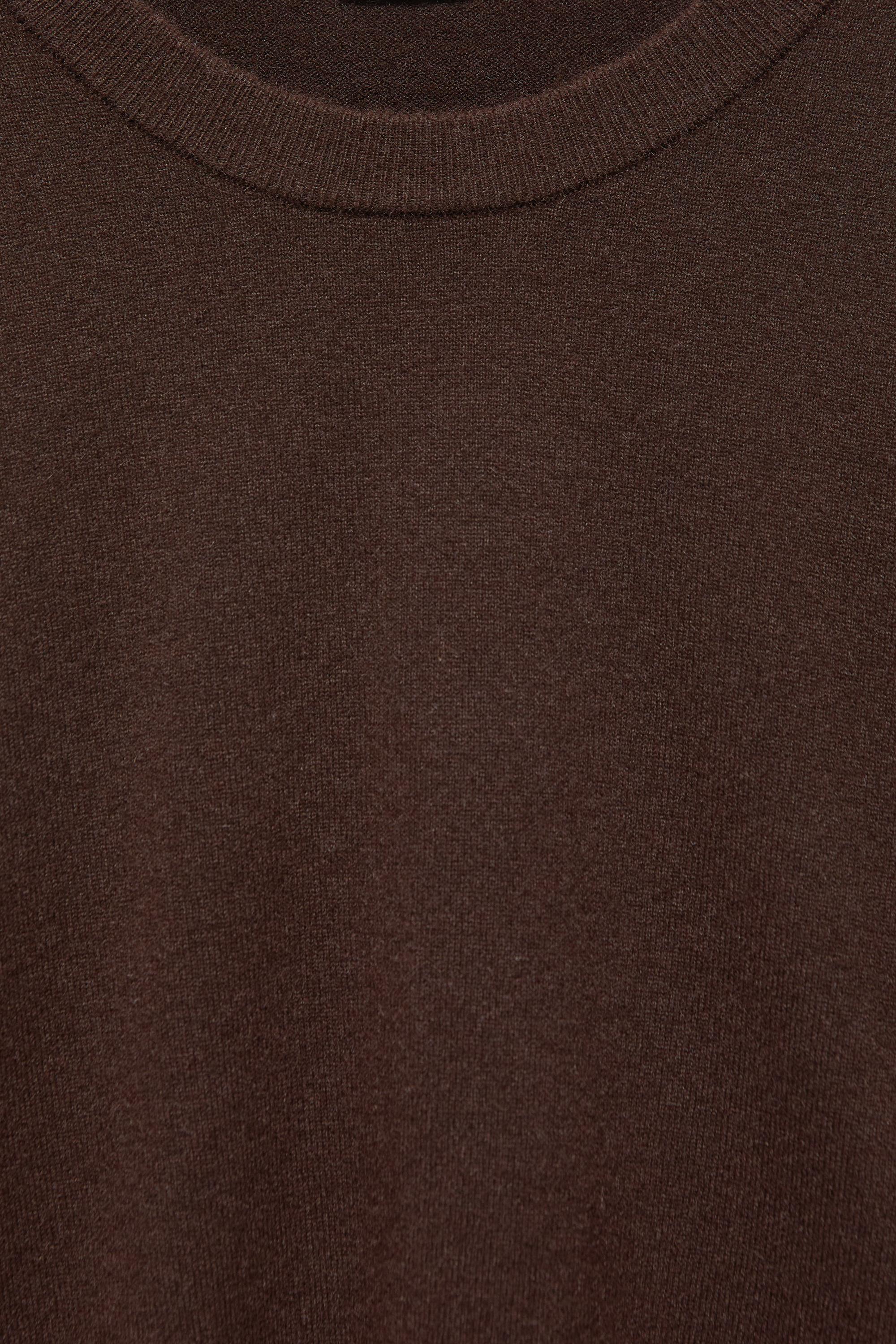 Soft knit jumper — Brown