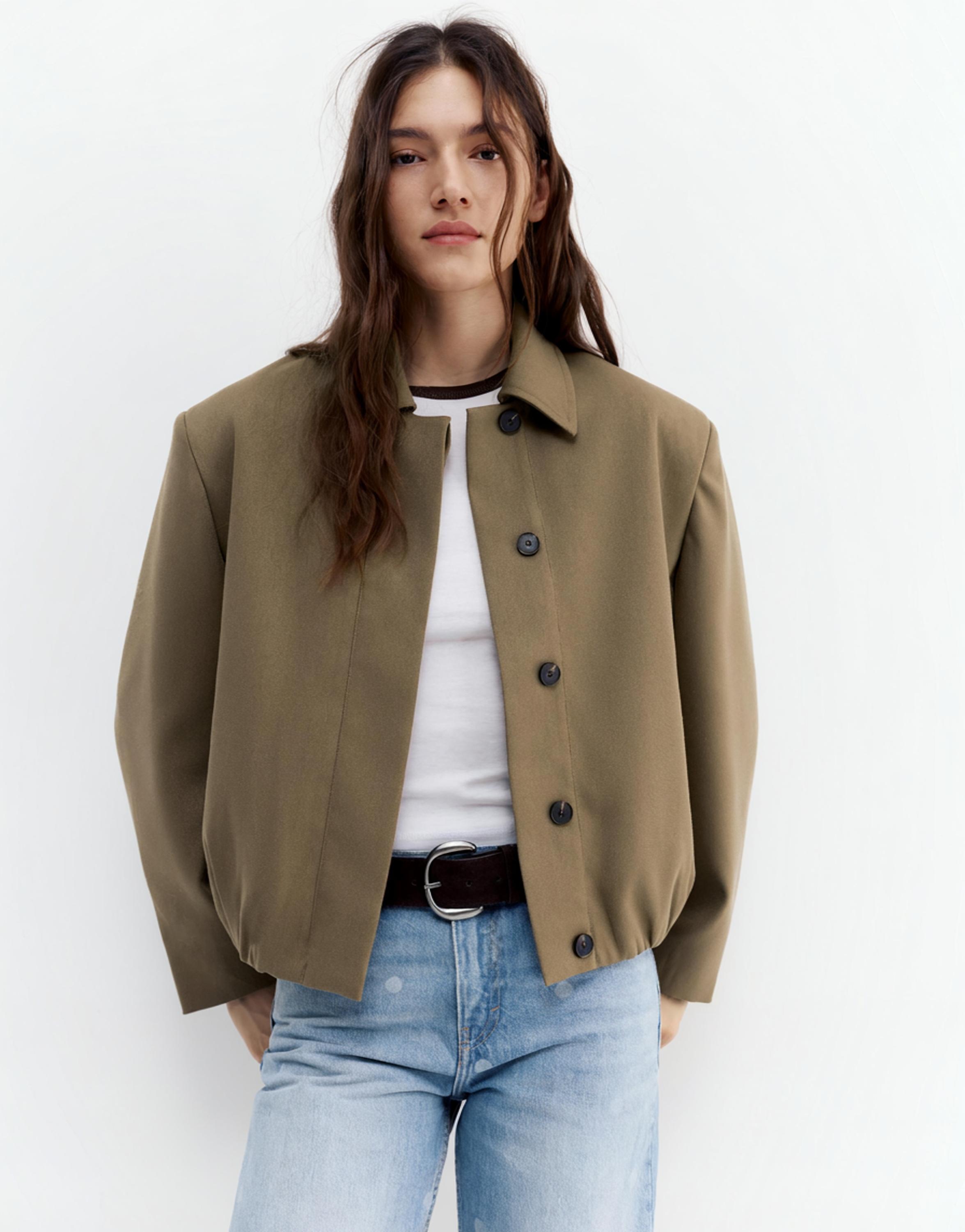 Tailored fit balloon silhouette jacket
