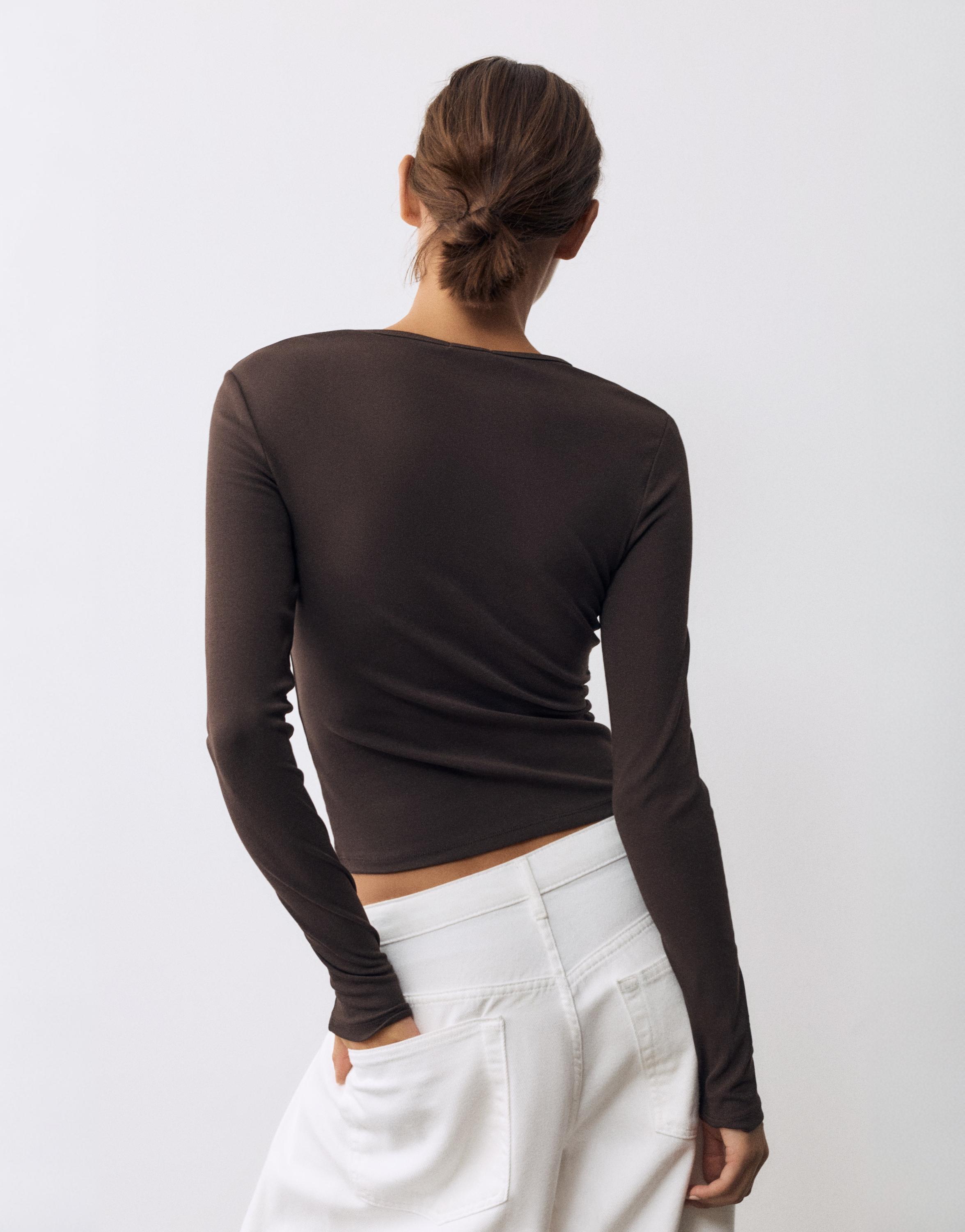 Fitted long sleeve T-shirt — Brown
