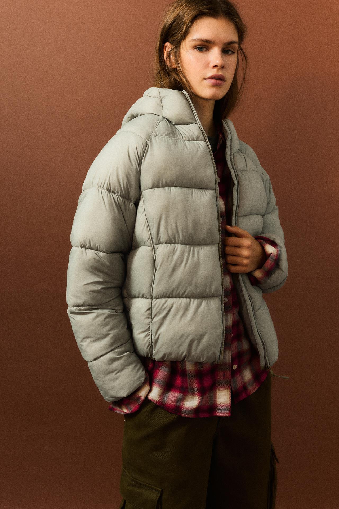 Hooded puffer jacket — Pale khaki