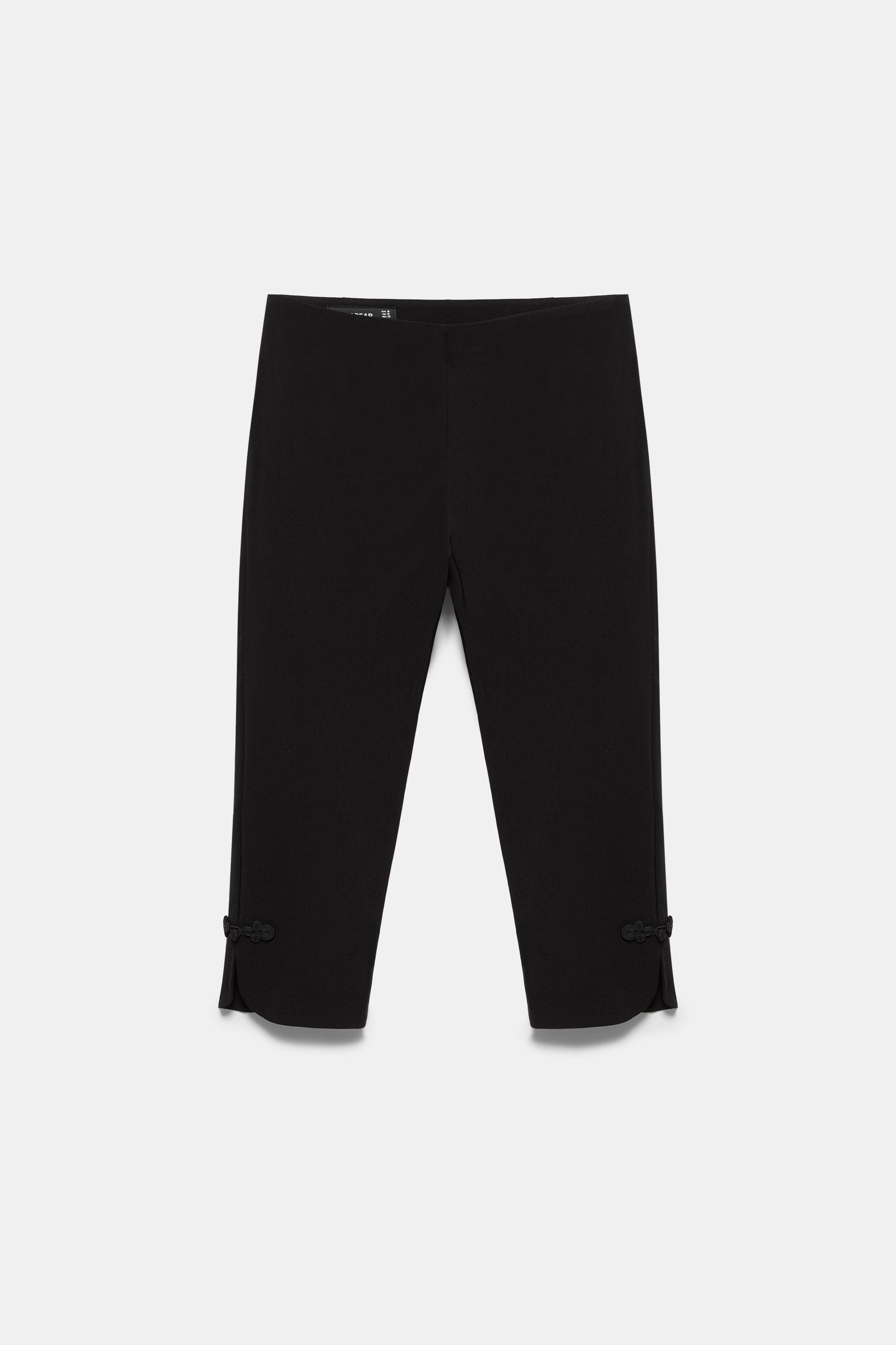 Frog fastening capris — Black