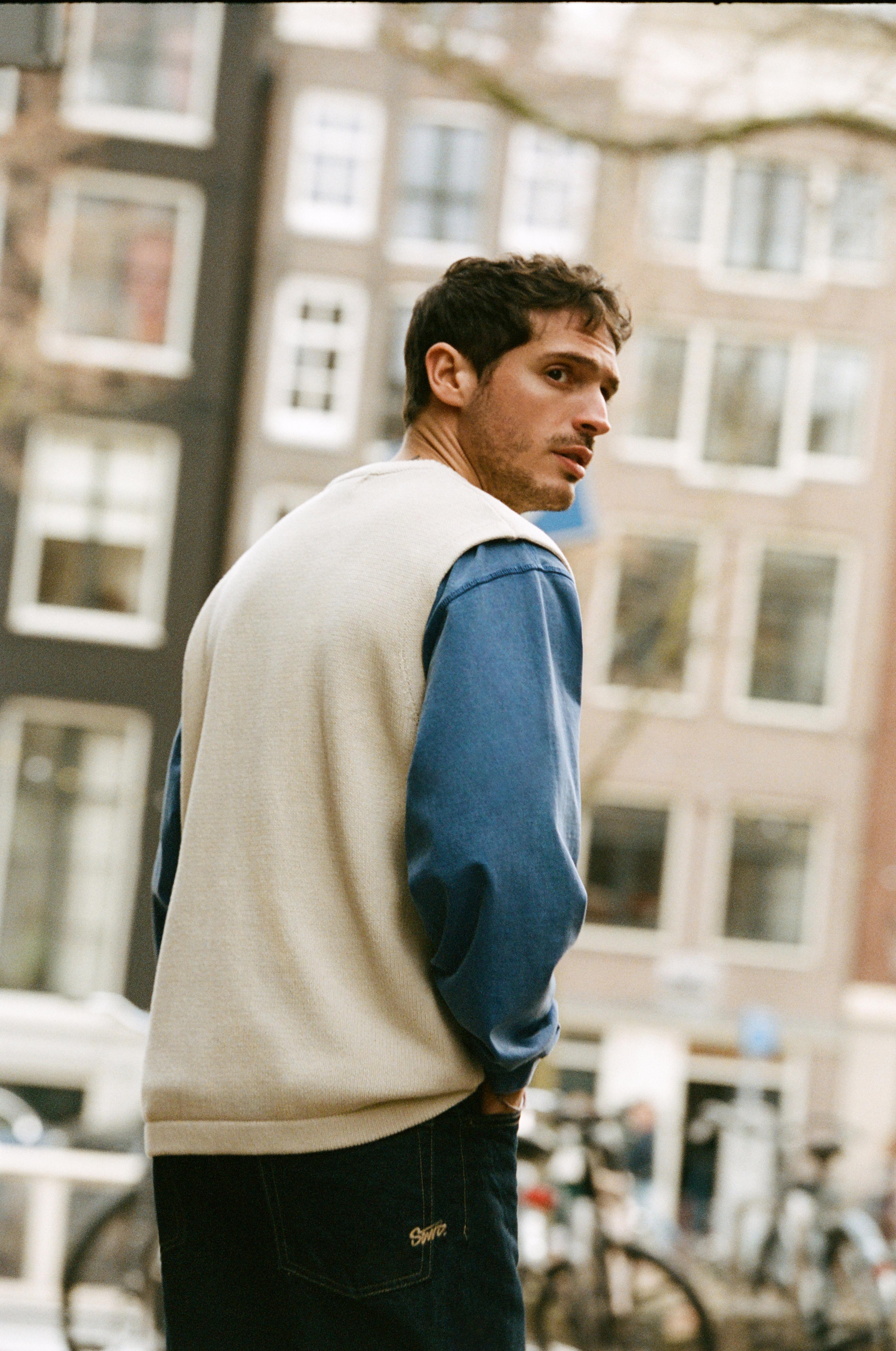 Knit vest — Off white