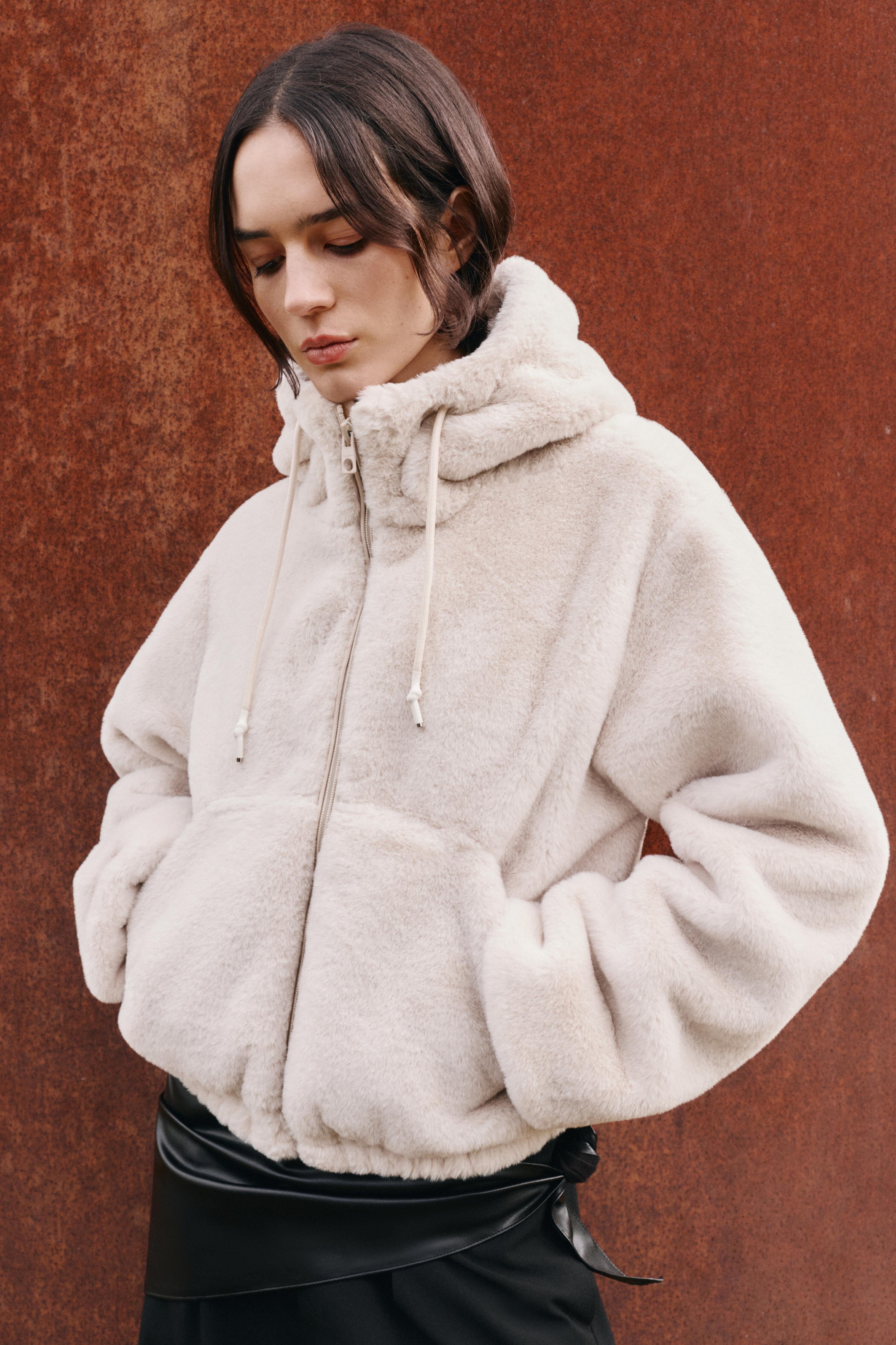Faux fur hooded jacket — Ecru
