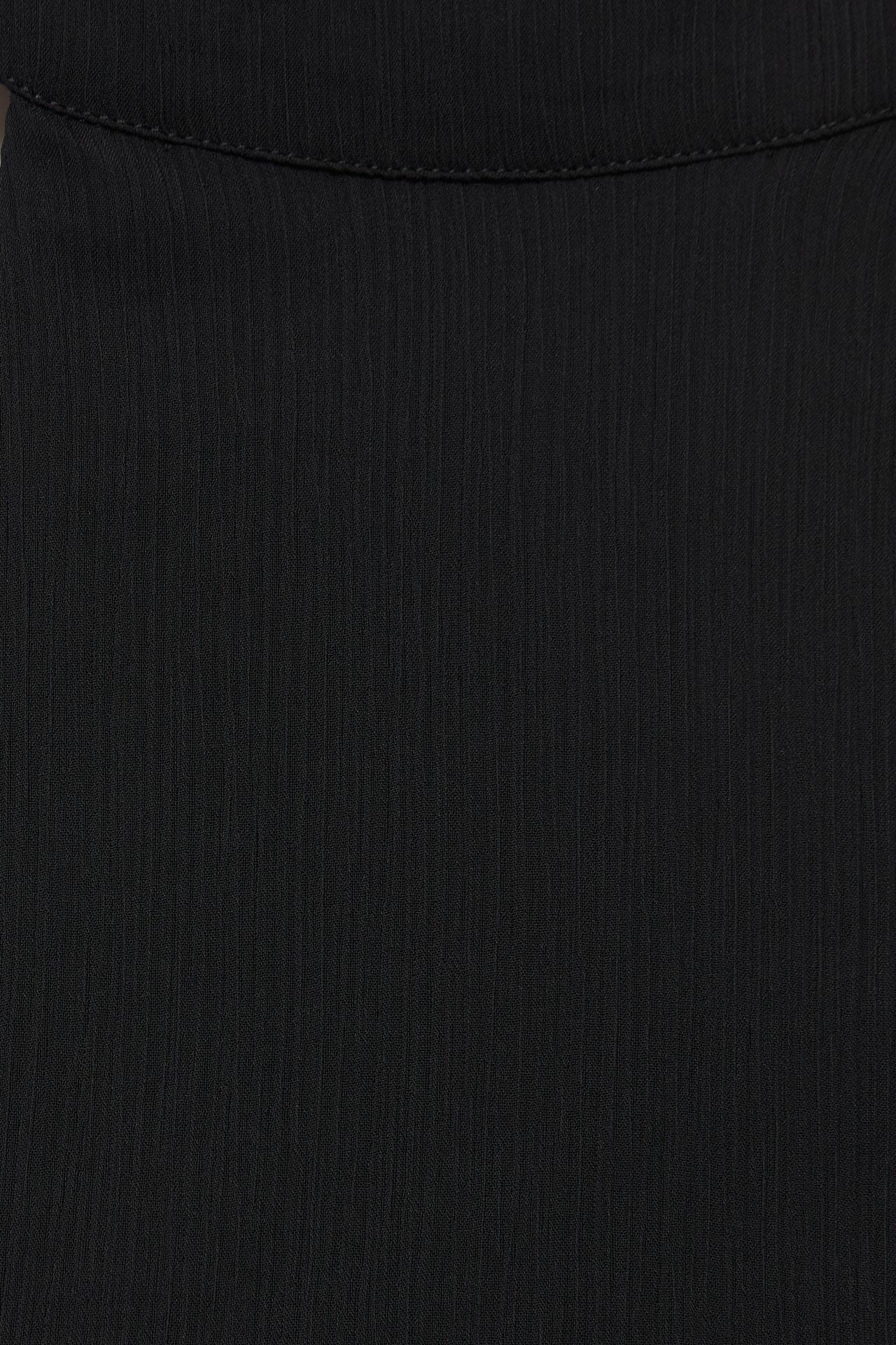 Flowing halter top — Black