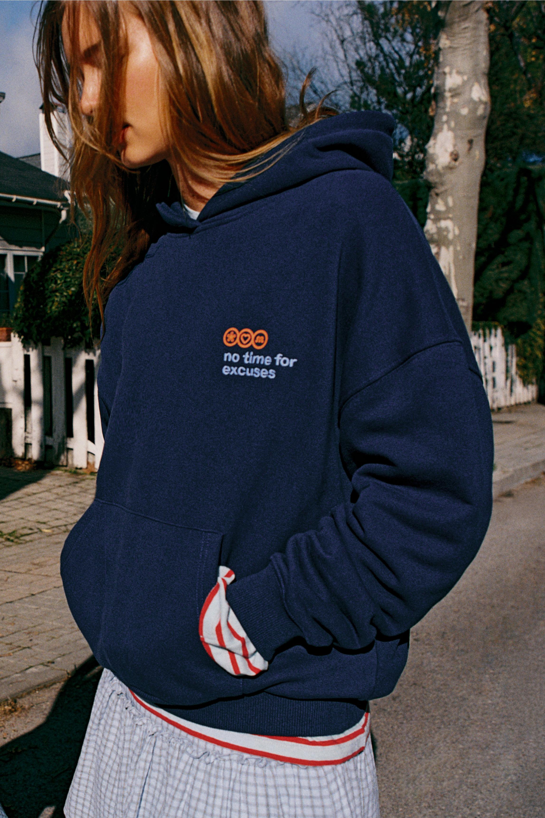Graphic hoodie — Navy