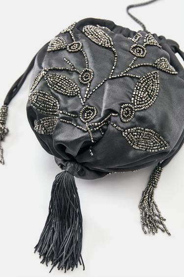 Beaded bucket bag — Grey 4