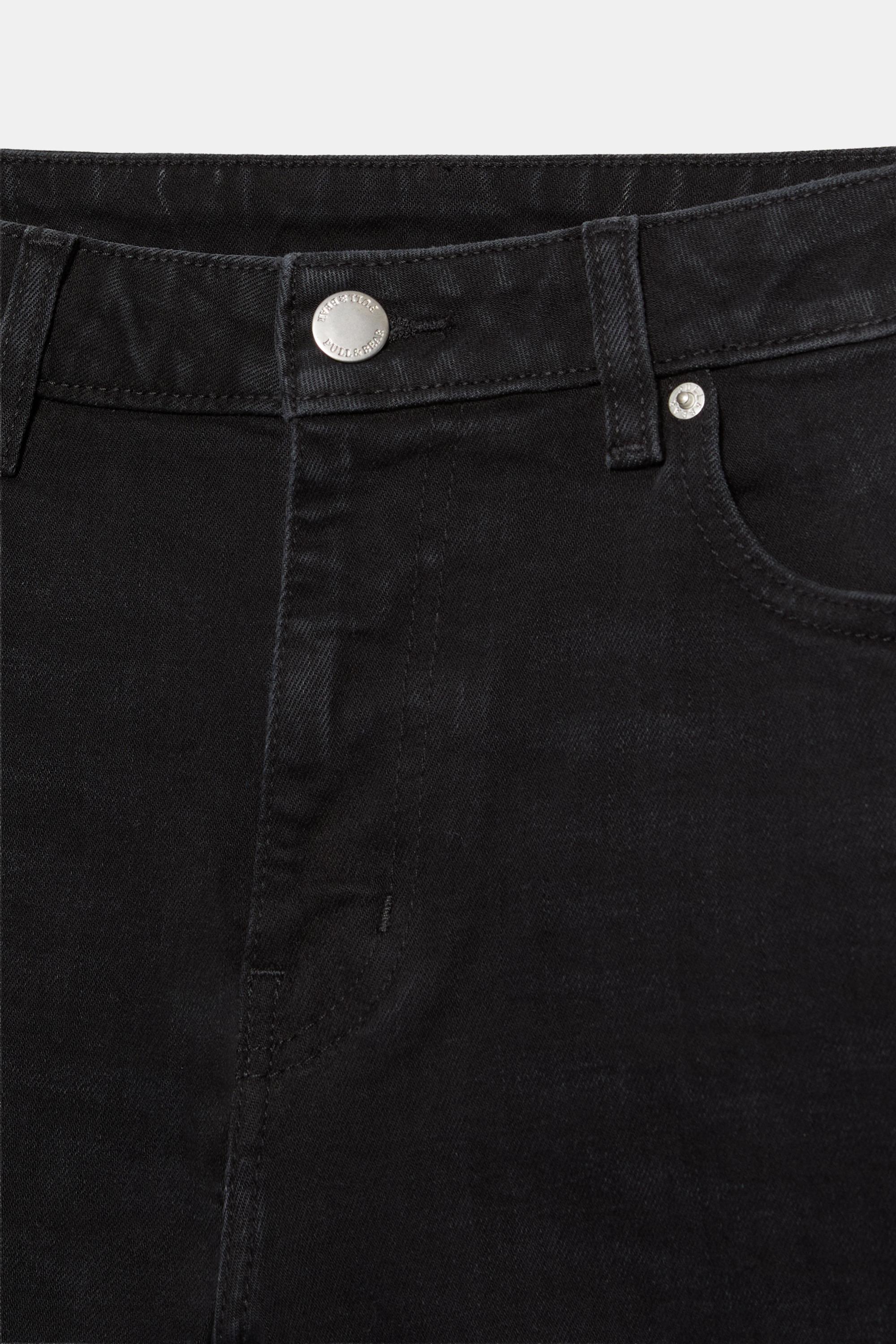 Basic slim-fit denim Bermuda shorts — Faded black