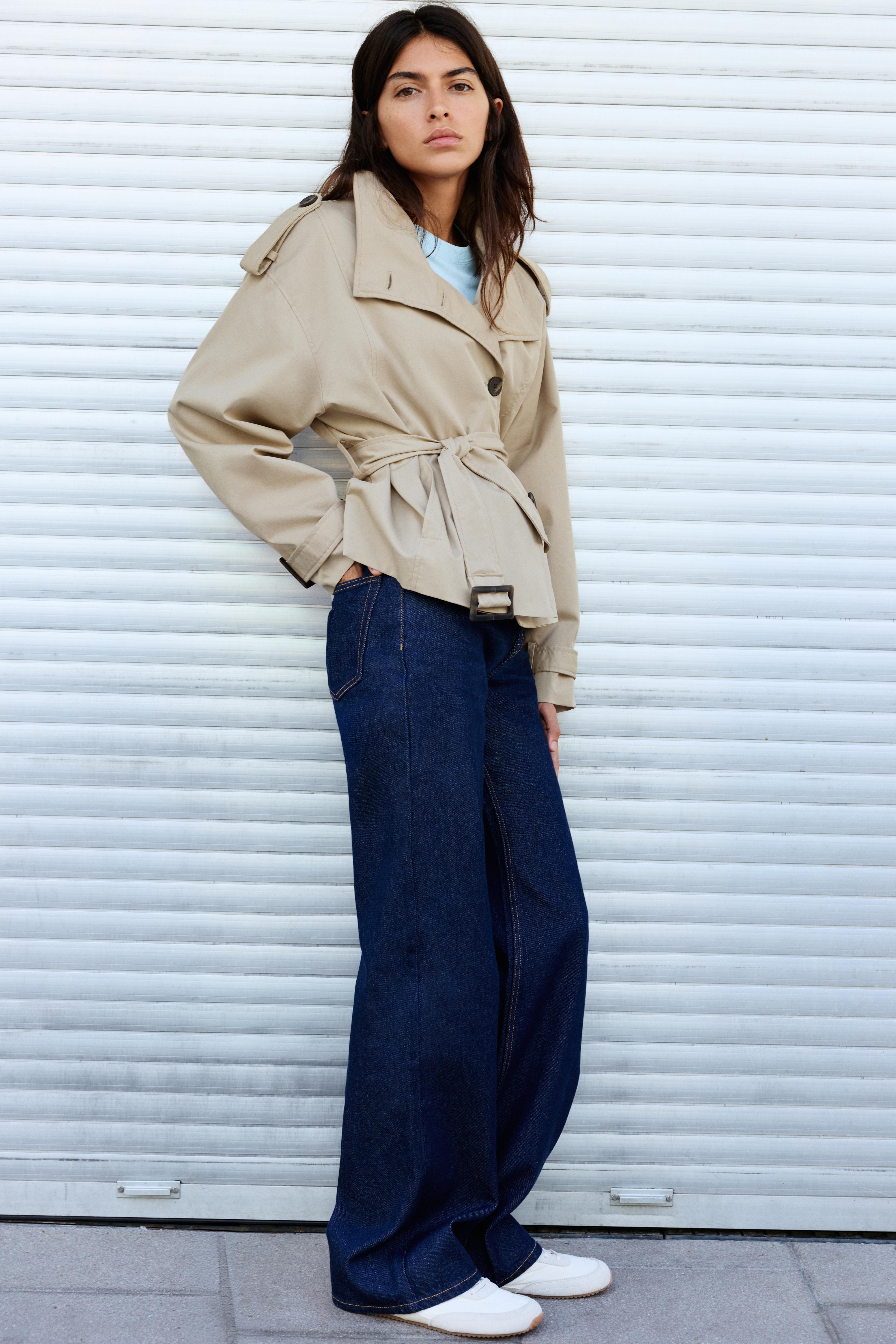 Short belted trench coat — Ecru