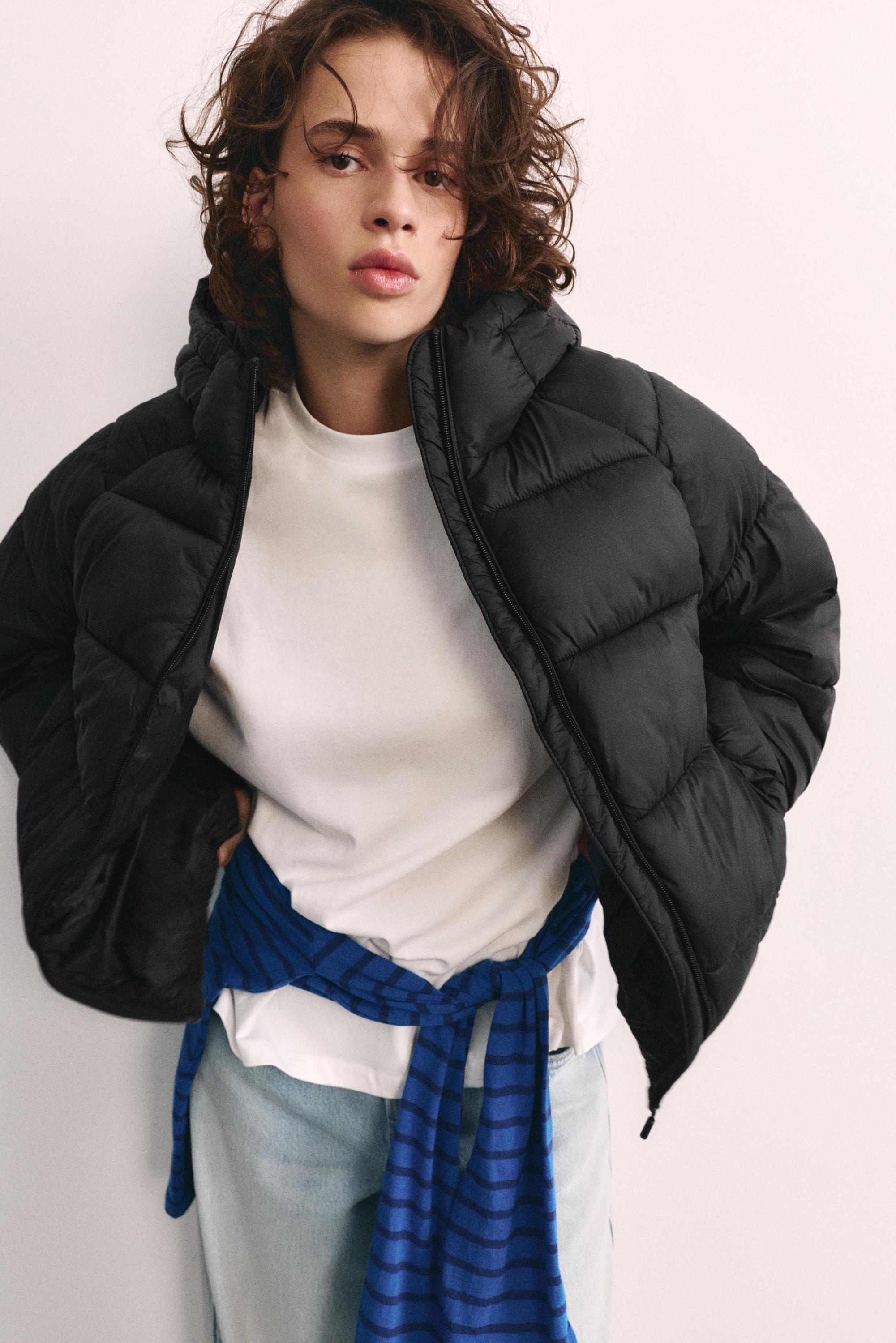 Hooded puffer jacket — Black