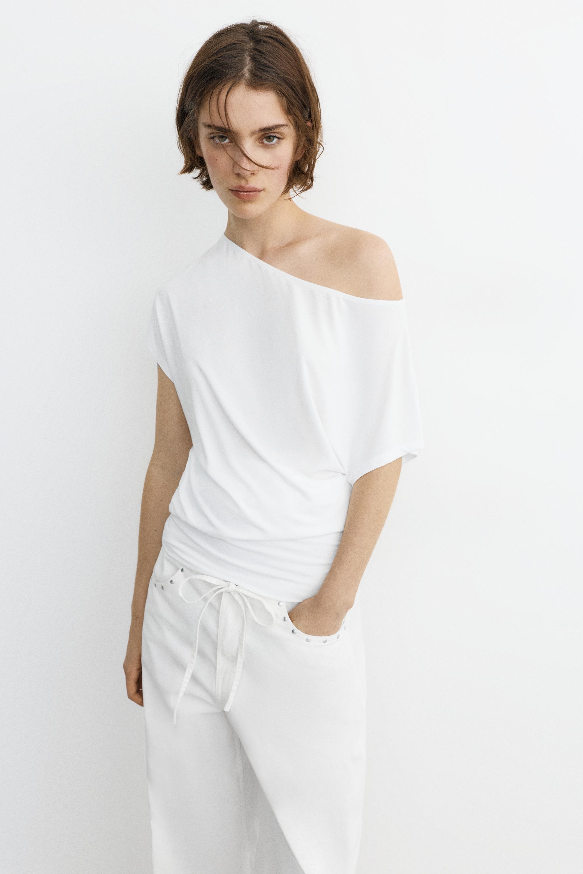 Short asymmetric dress — White