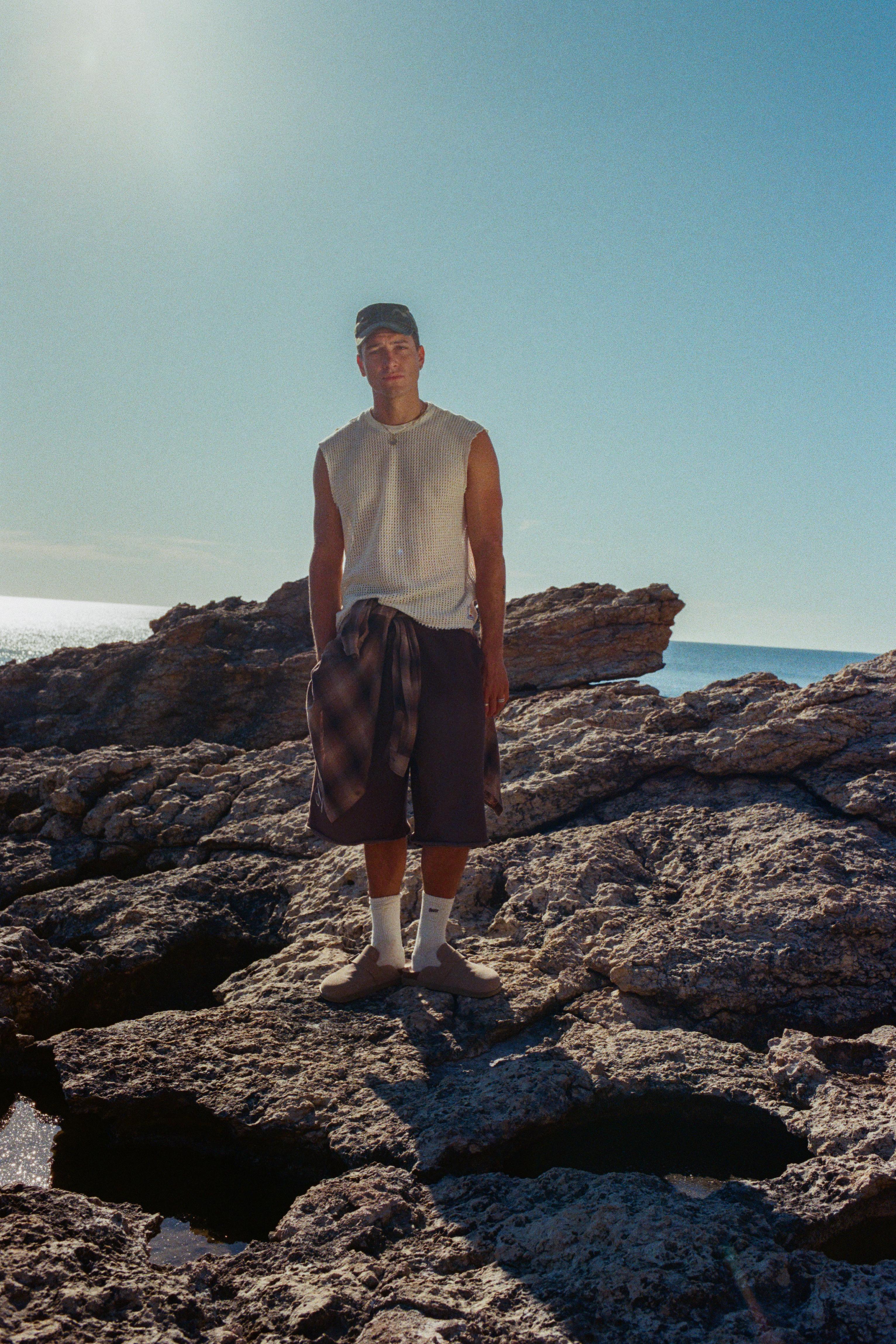Graphic skater Bermuda sweatshorts — Brown
