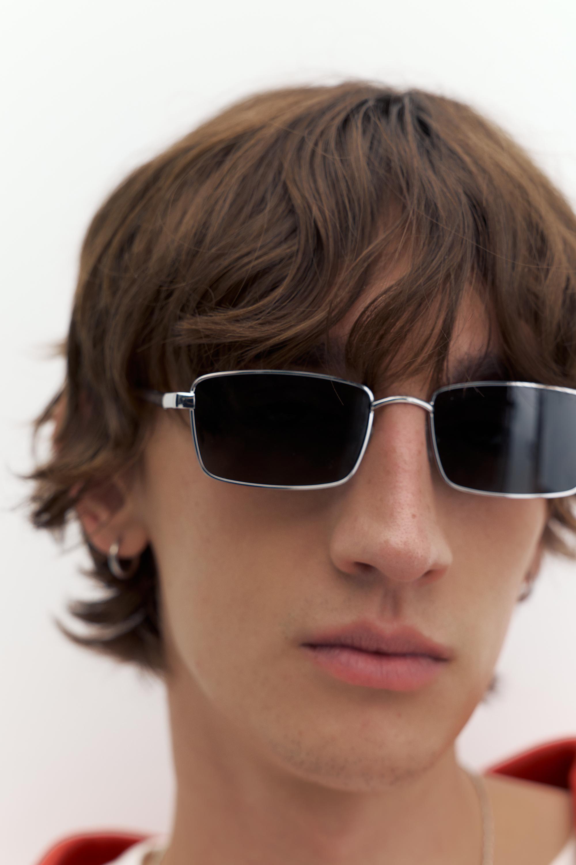 Metallic sunglasses — Khaki
