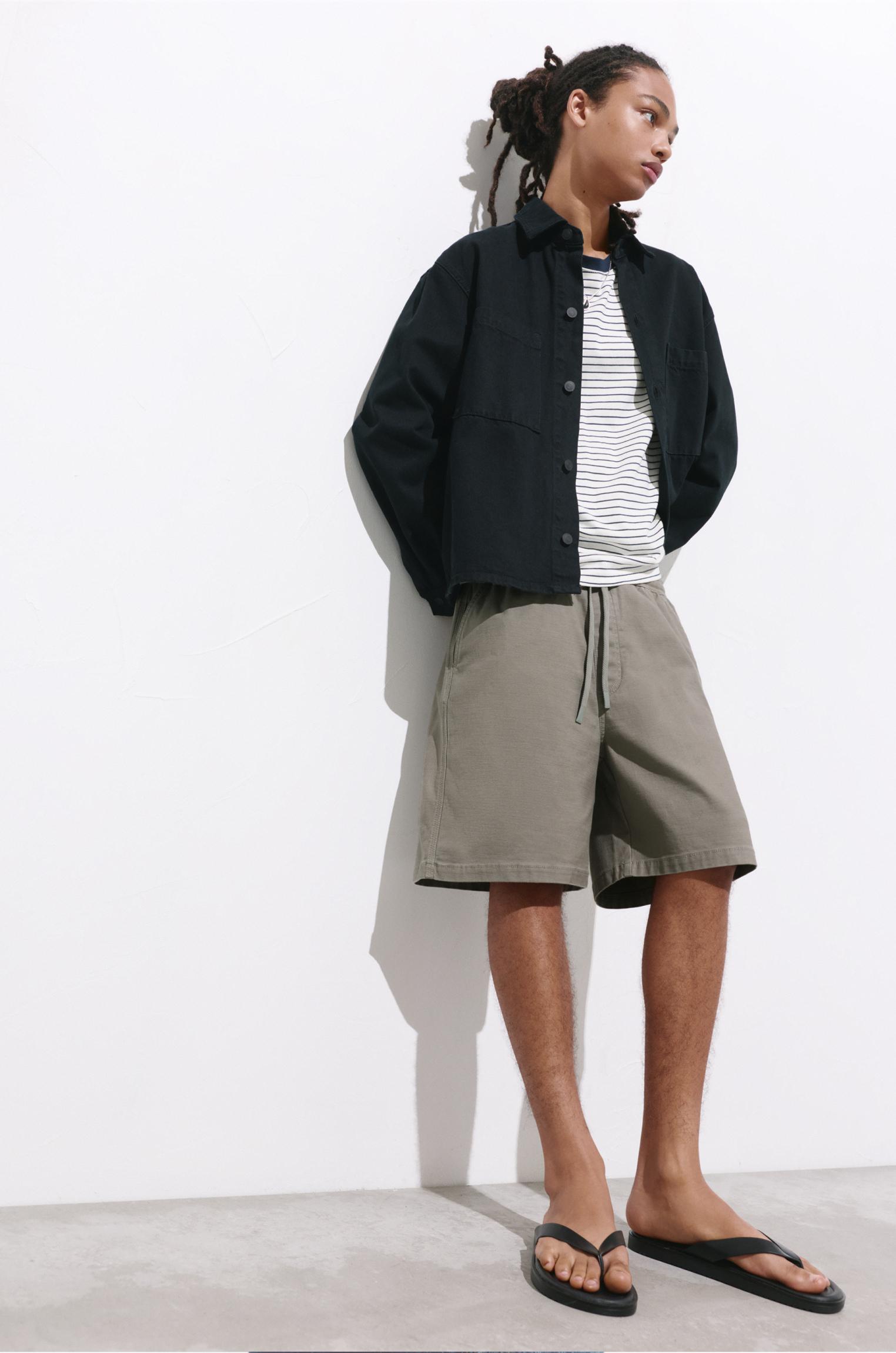 Bermuda sweat shorts — Grey