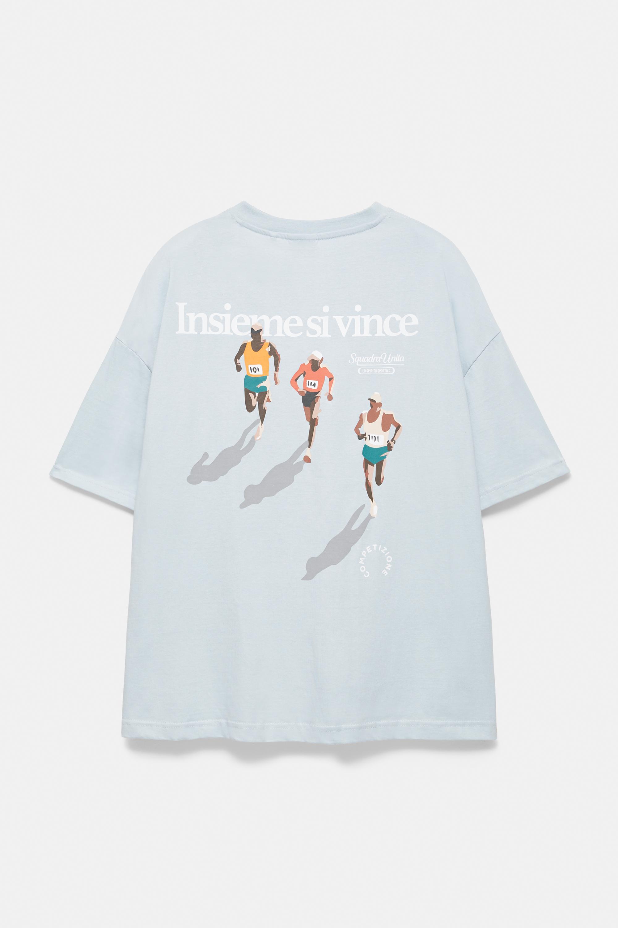 Boxy-fit T-shirt with graphic — Pale blue