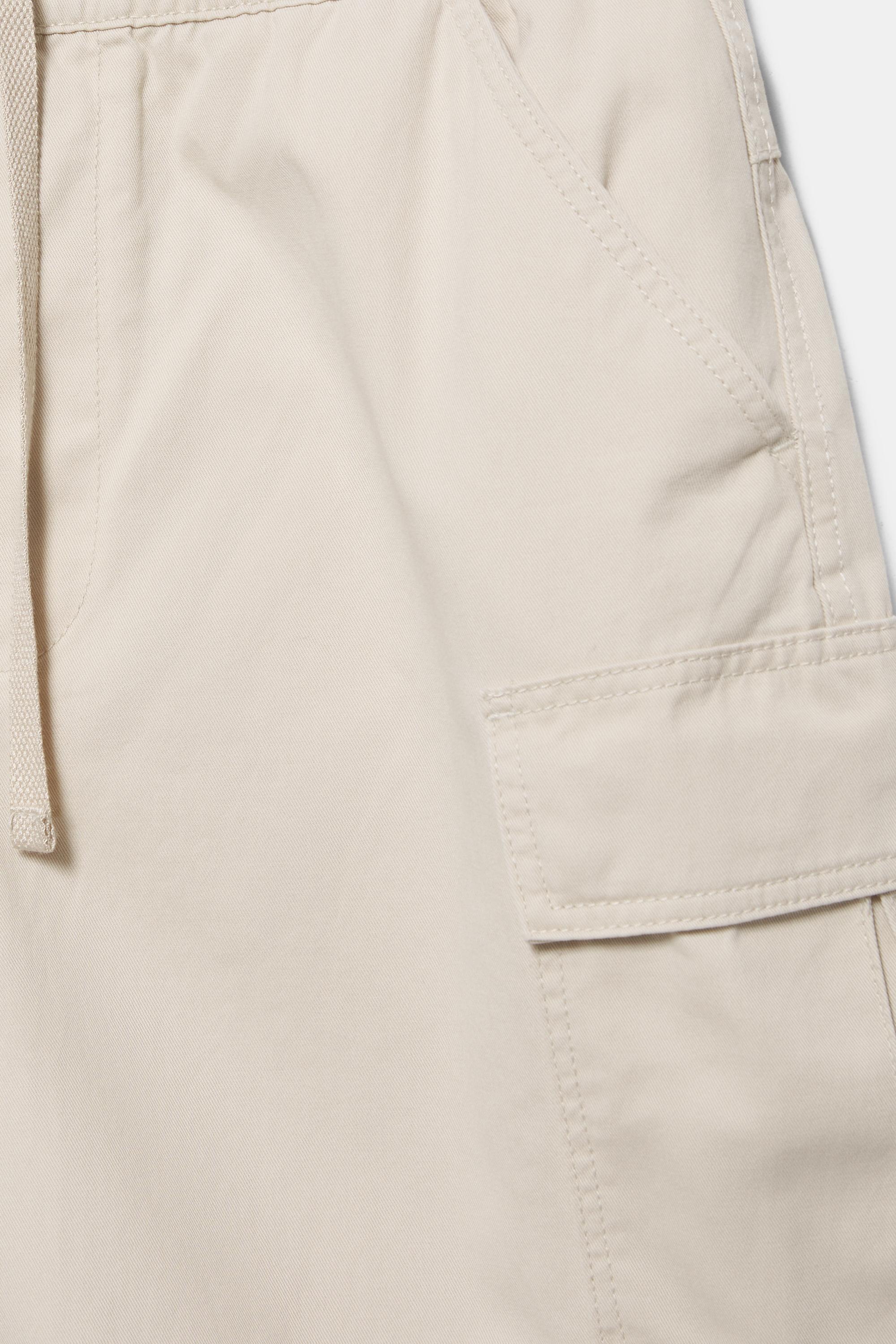Cargo Bermuda shorts — Ecru