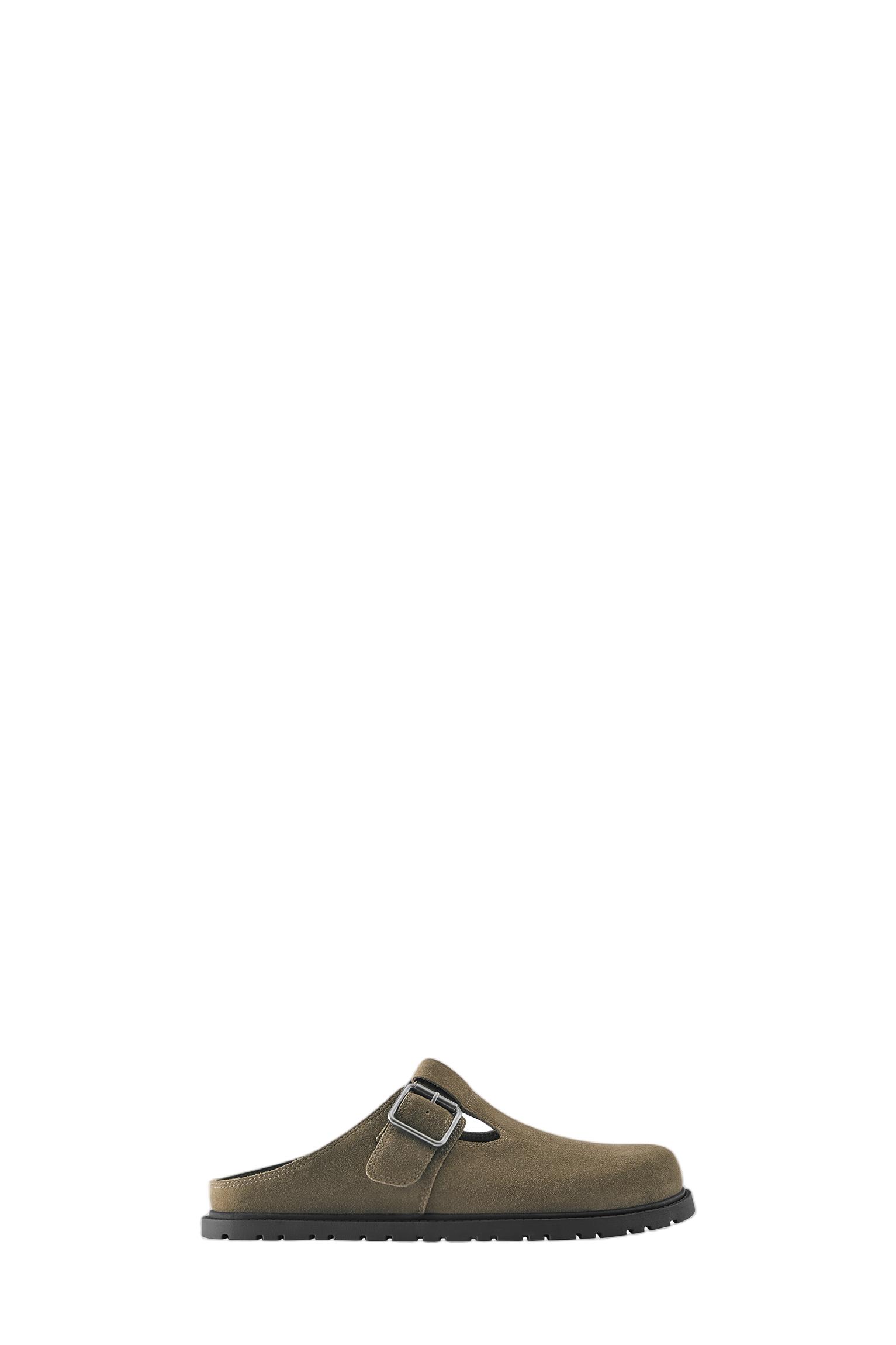 Leather buckle clogs — Khaki