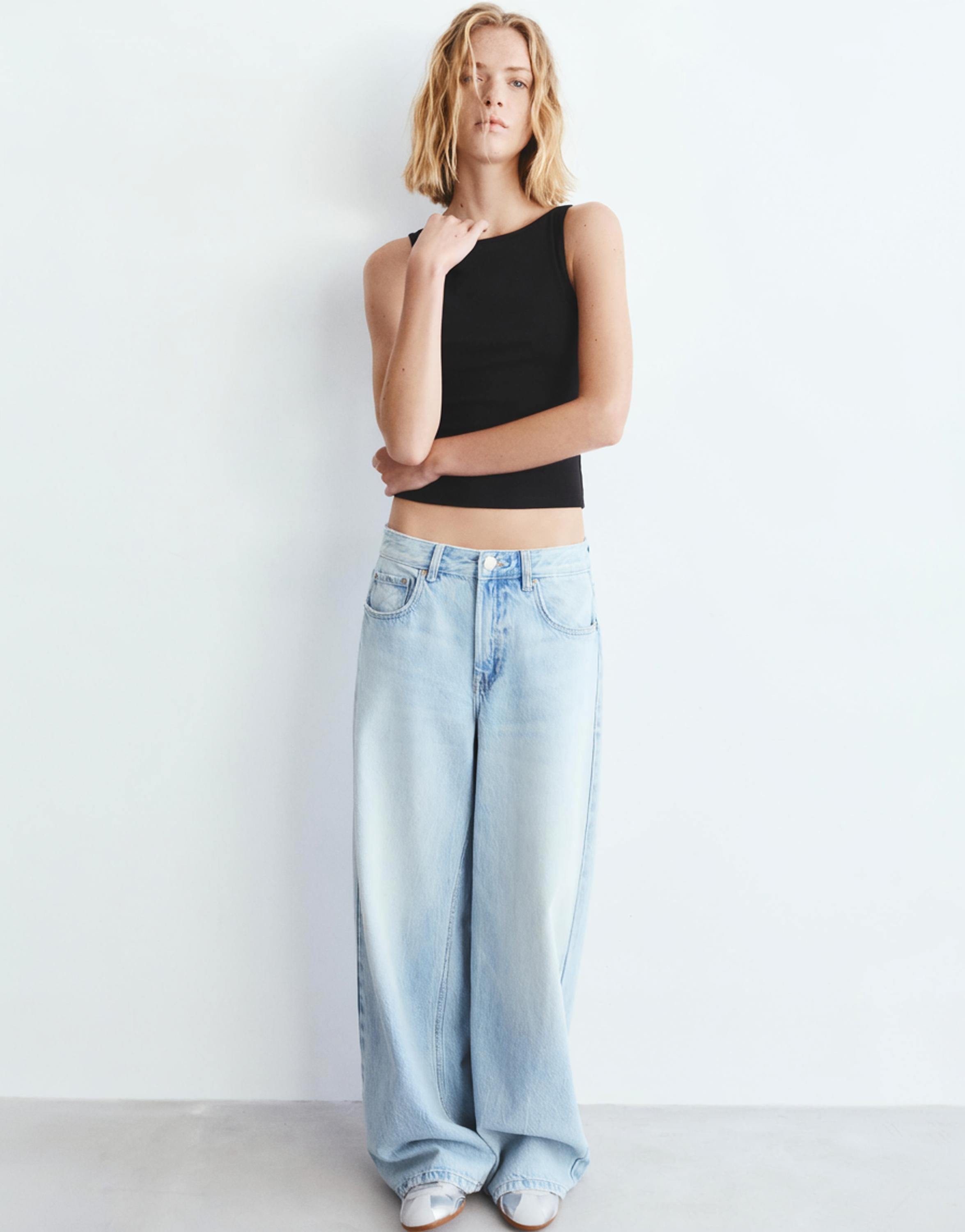 Boat neck tank top — Black