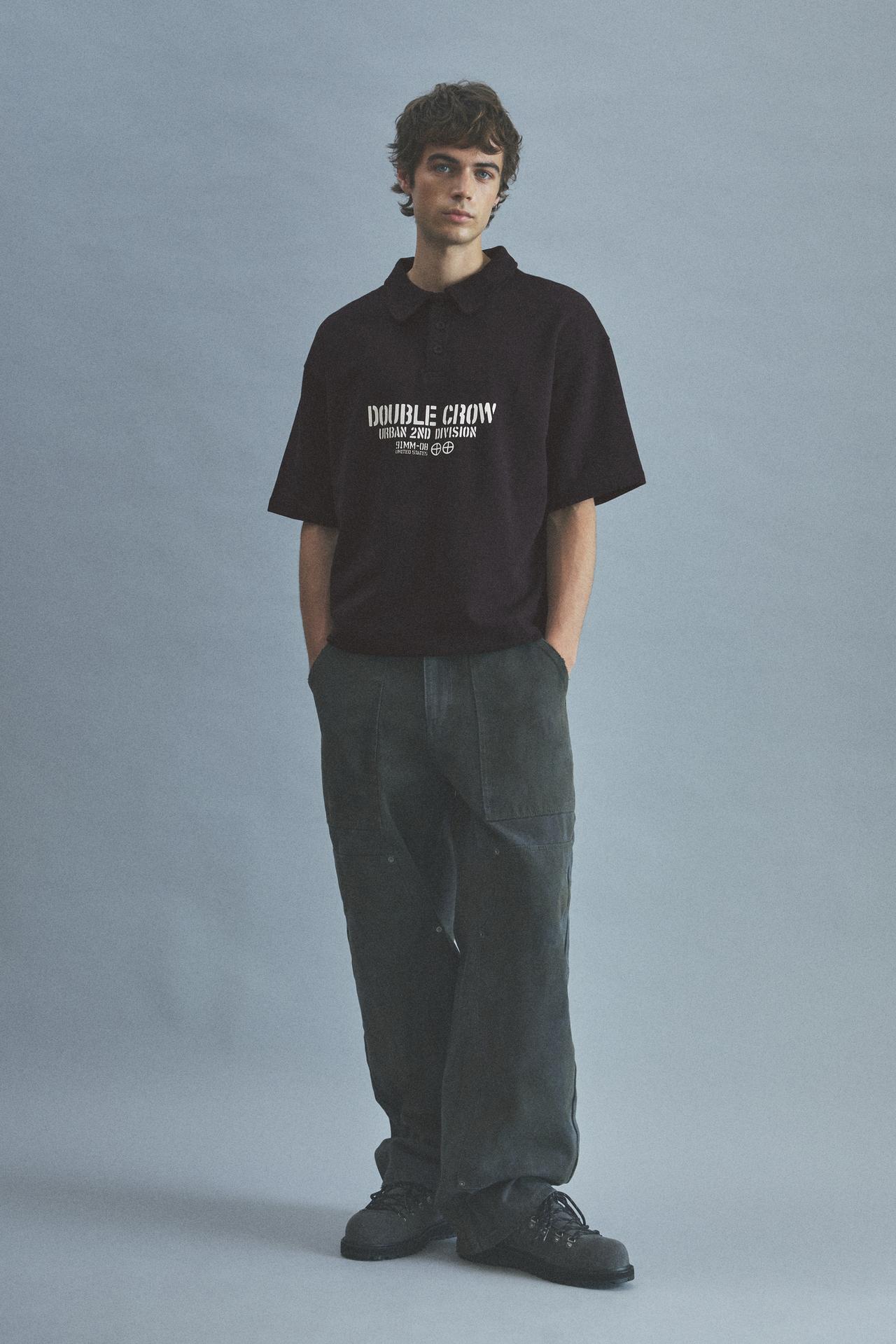 Short sleeve text polo shirt — Black