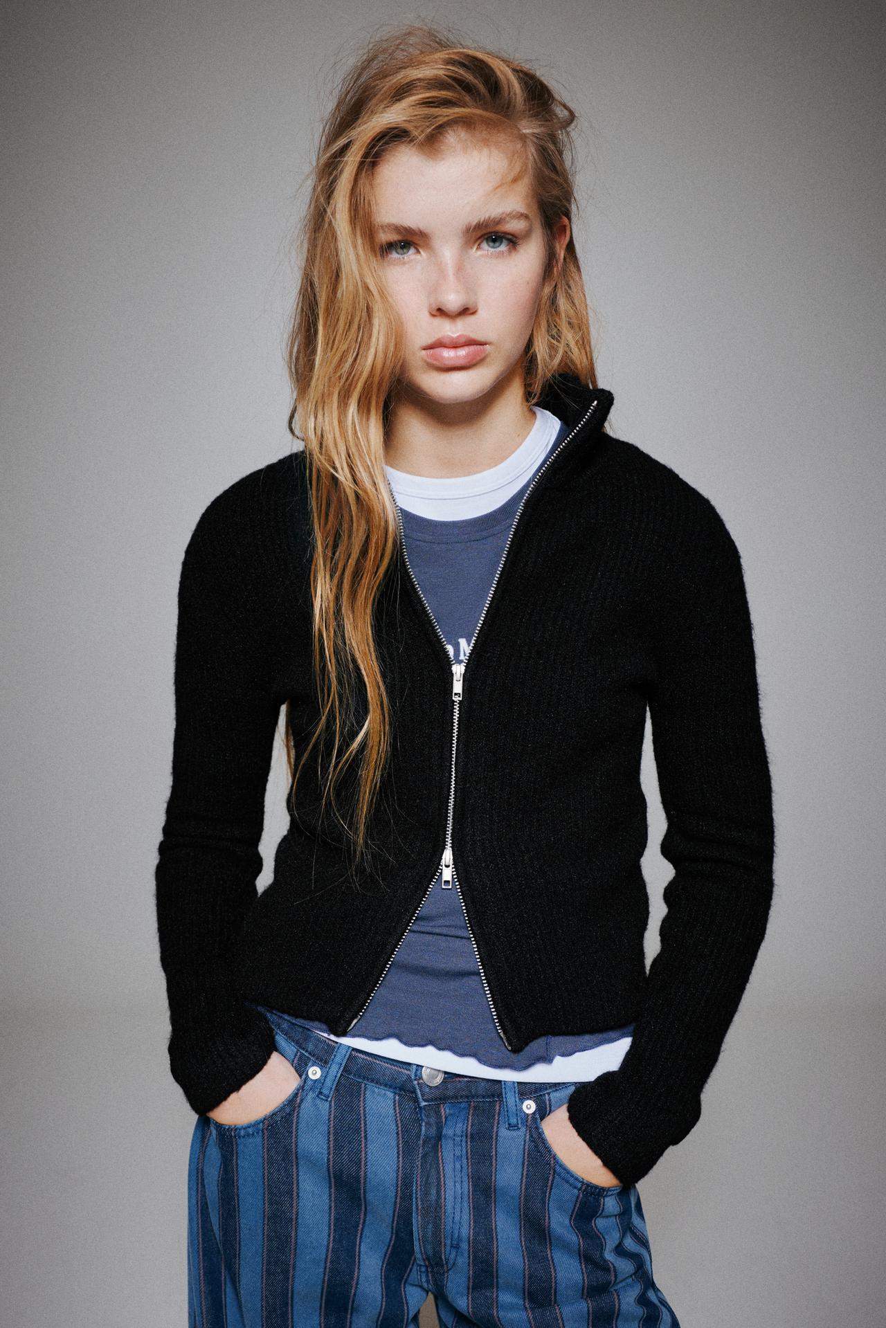 Ribbed zip-up cardigan — Black