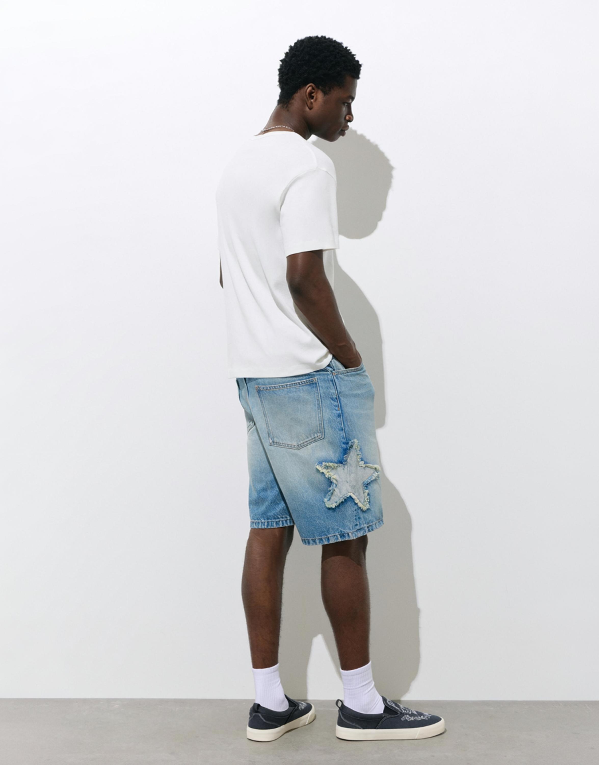 Relaxed fit denim Bermuda shorts with stars — Medium blue