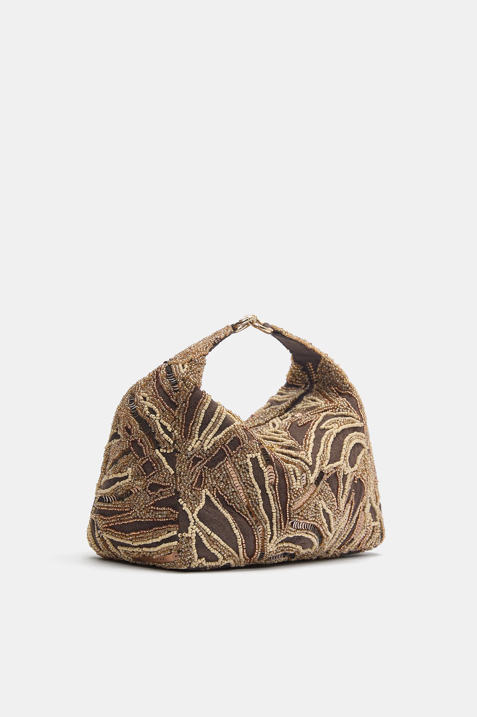 Beaded bag — Brown