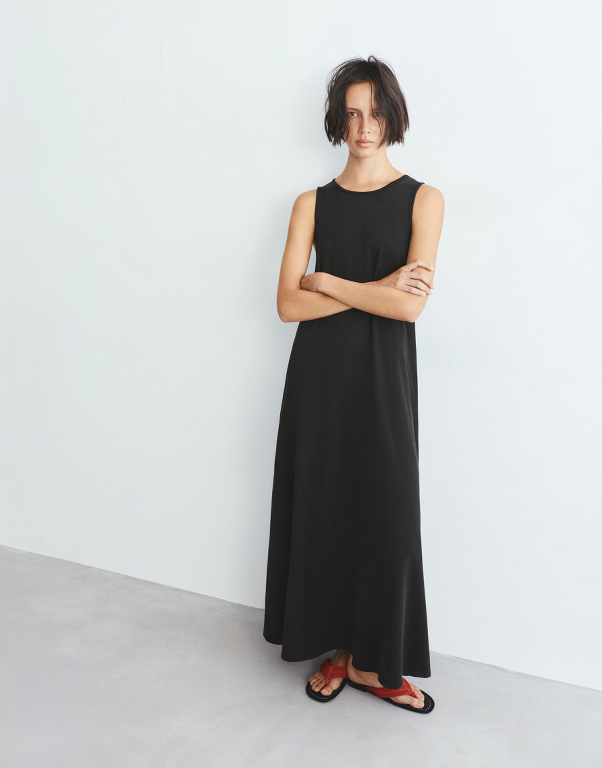 Long sleeveless dress — Anthracite grey