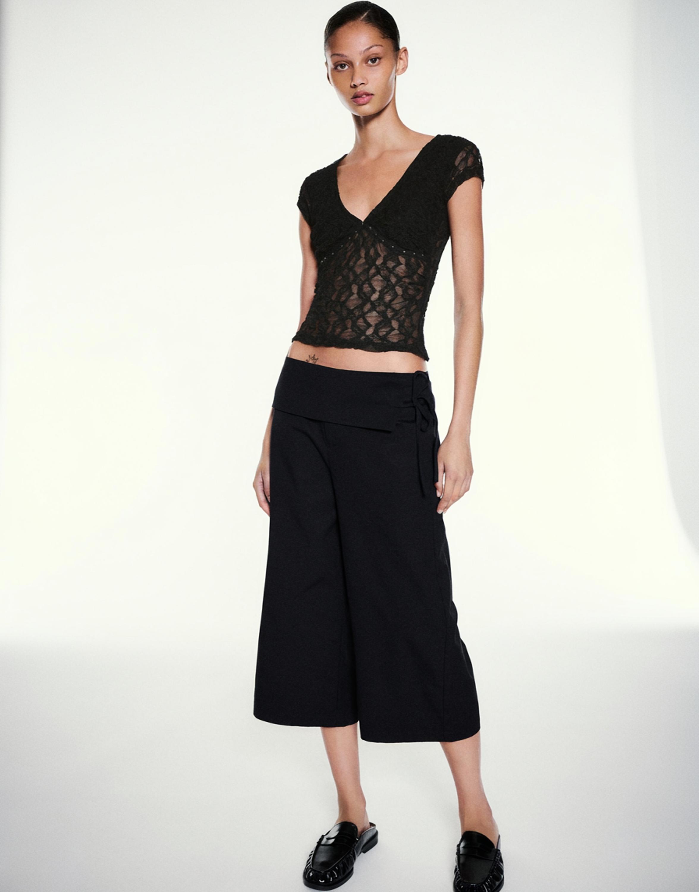 Studded lace T-shirt — Black