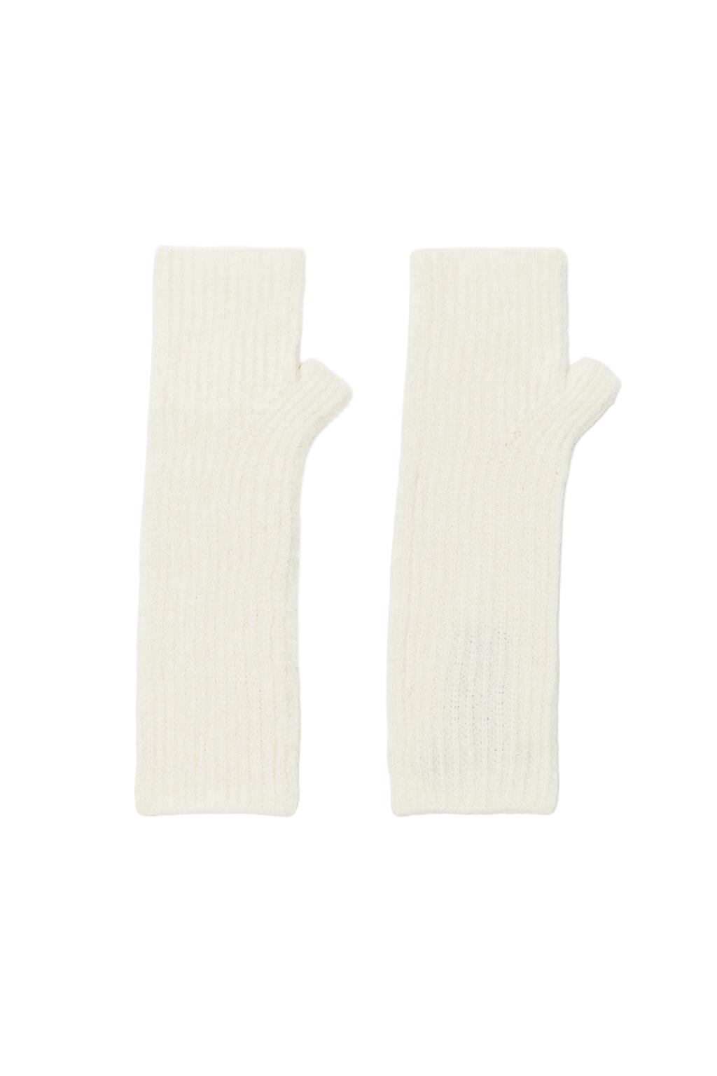 Ribbed knit mittens