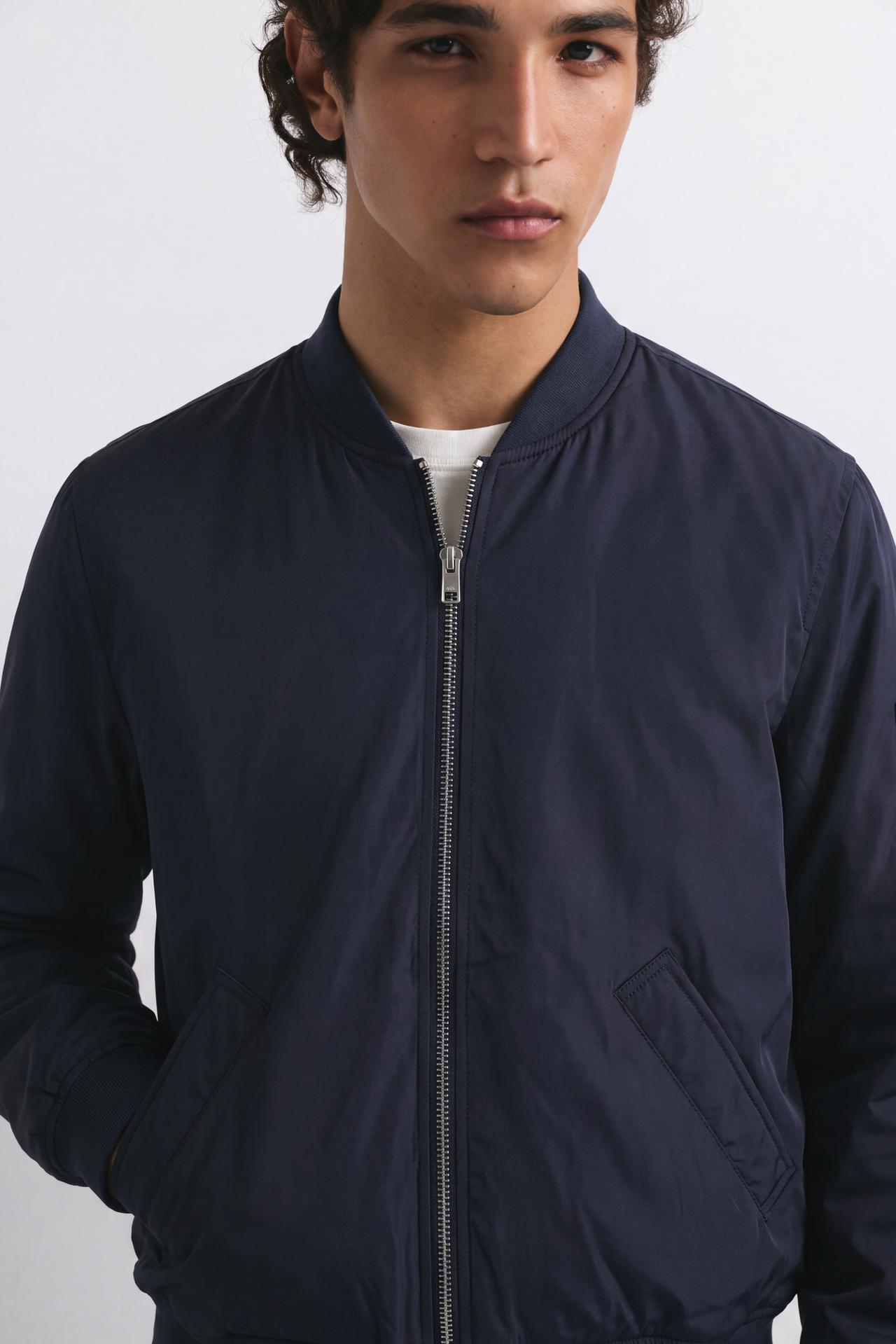 Padded bomber jacket — Dark blue