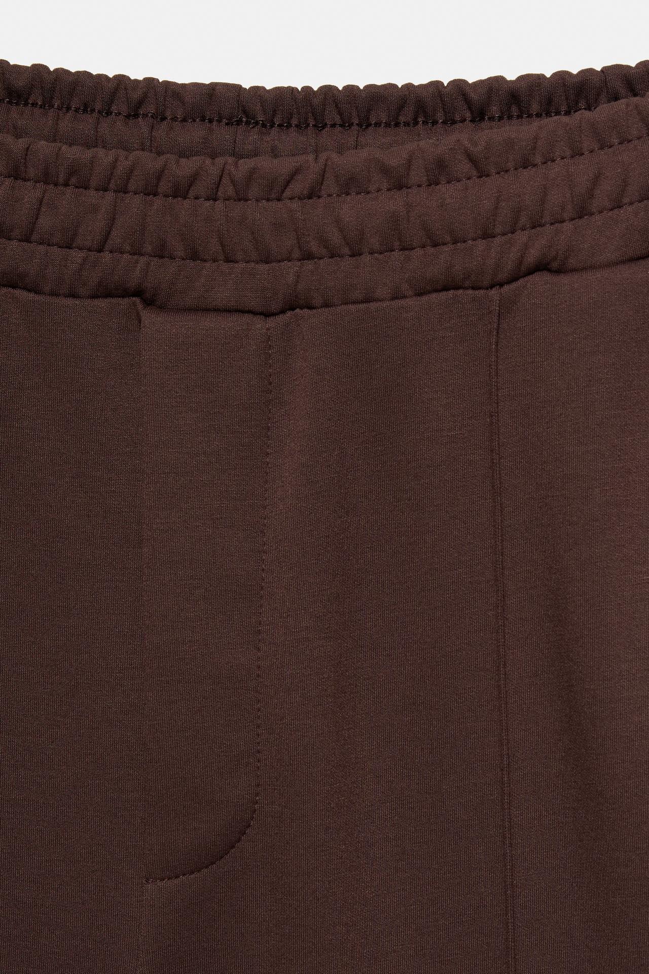 Seamed jogging trousers — Brown