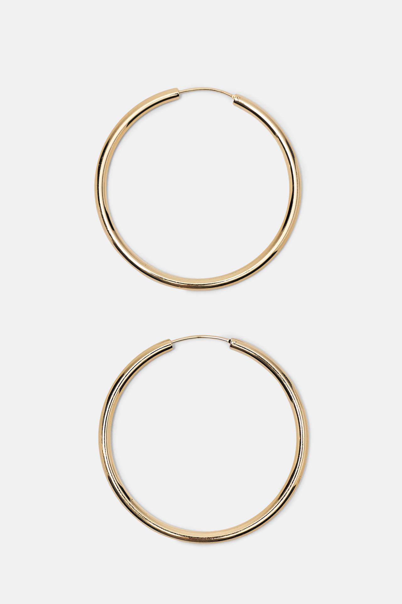 Basic hoop earrings — Gold