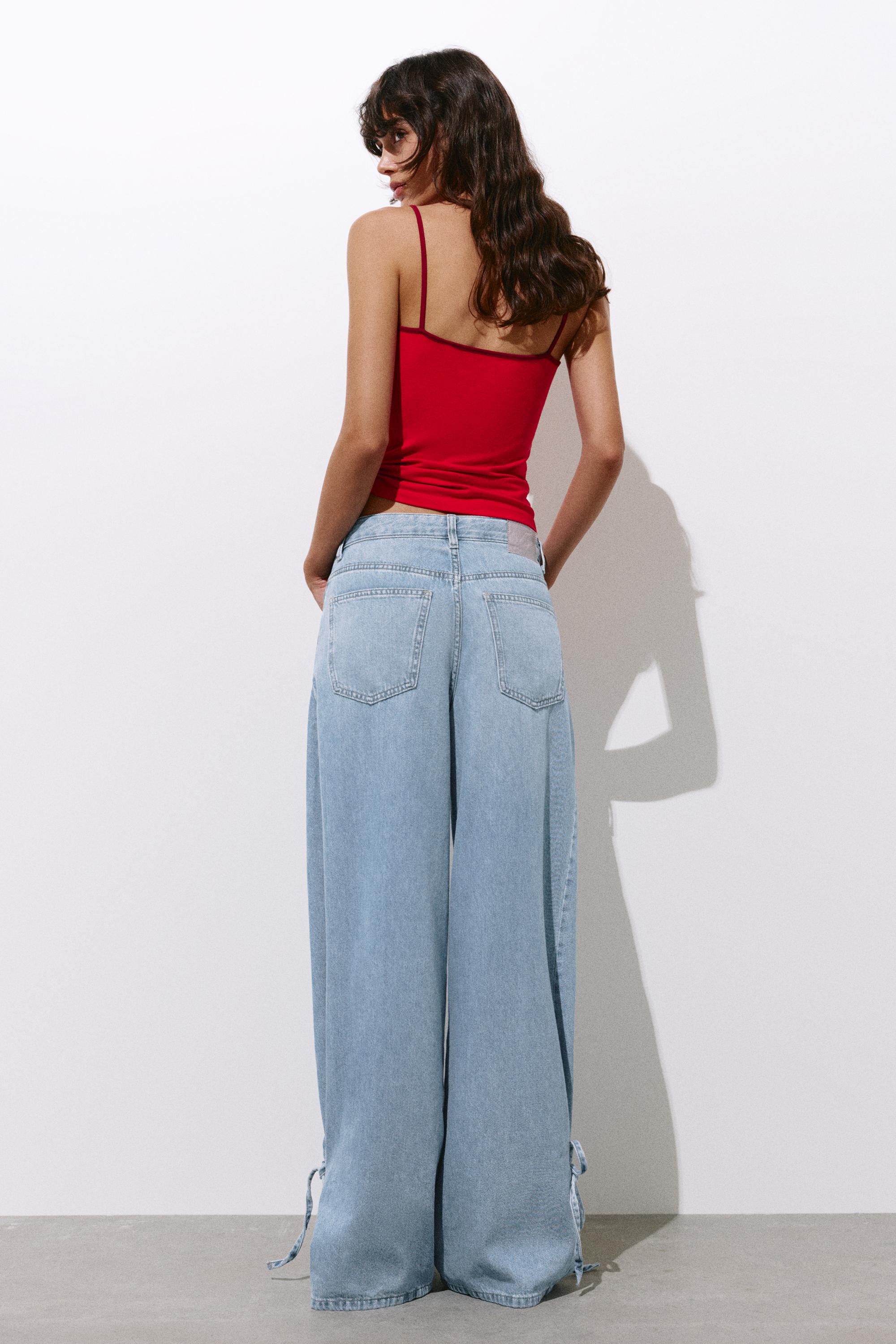 Wide-leg jeans with bows — Pale blue