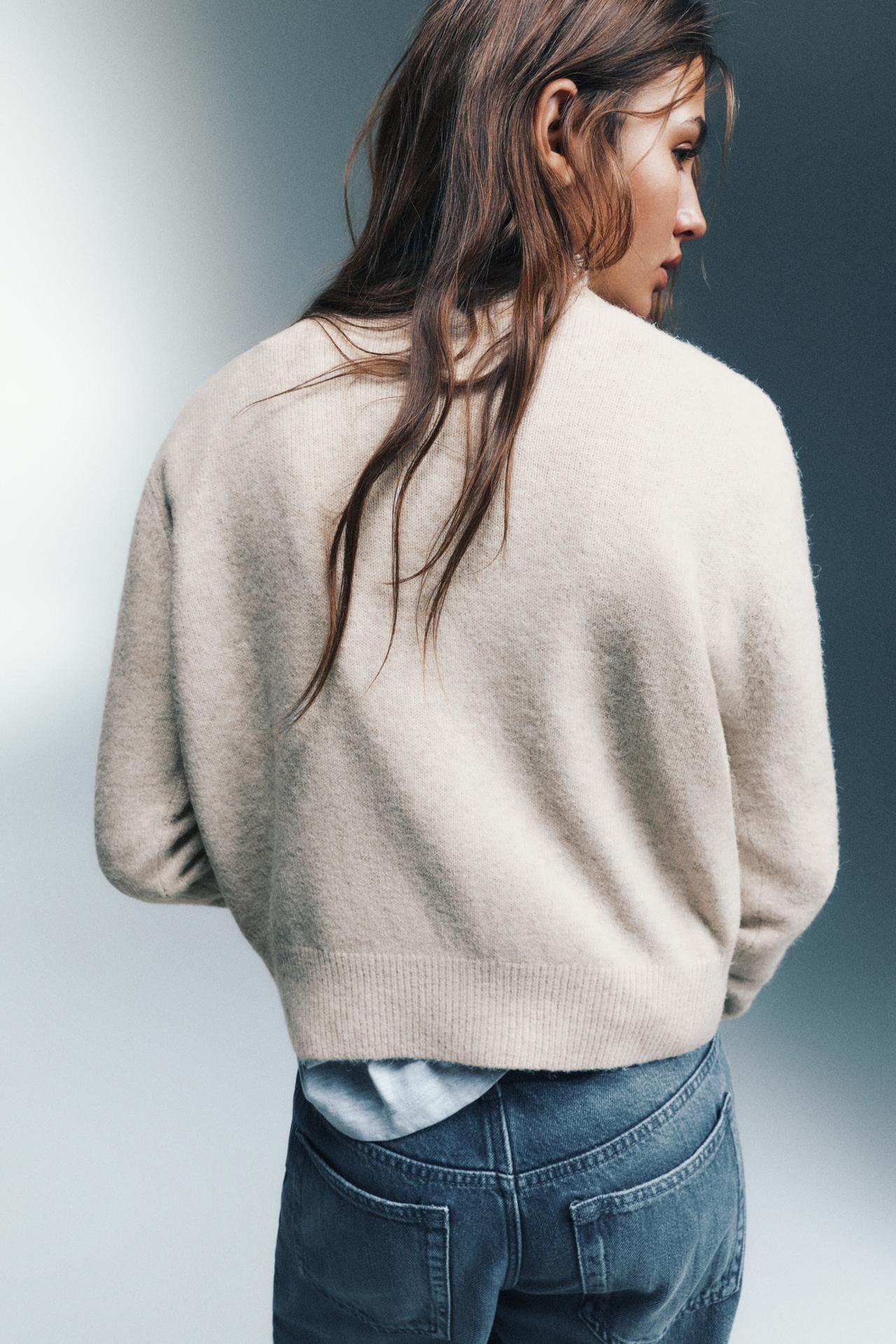 High neck buttoned cardigan — Ecru