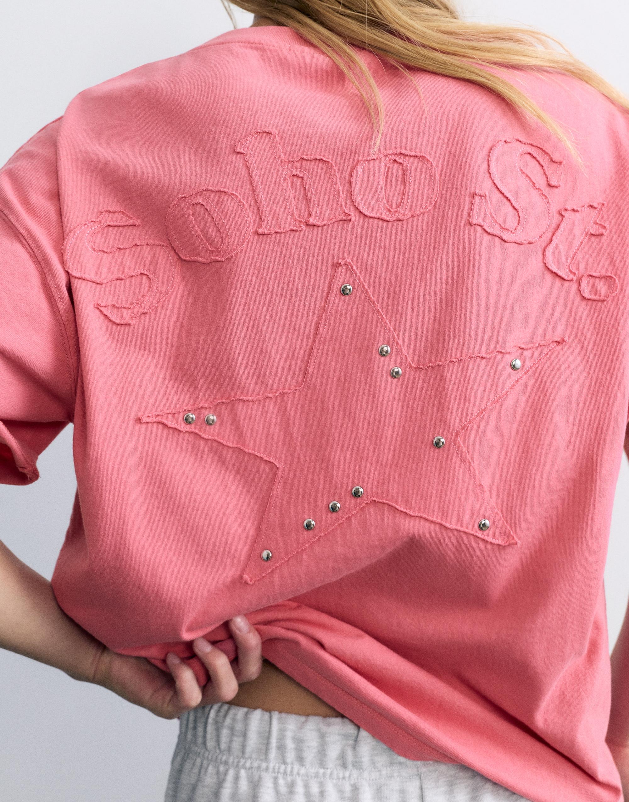 Oversize Soho Street graphic T-shirt — Pink