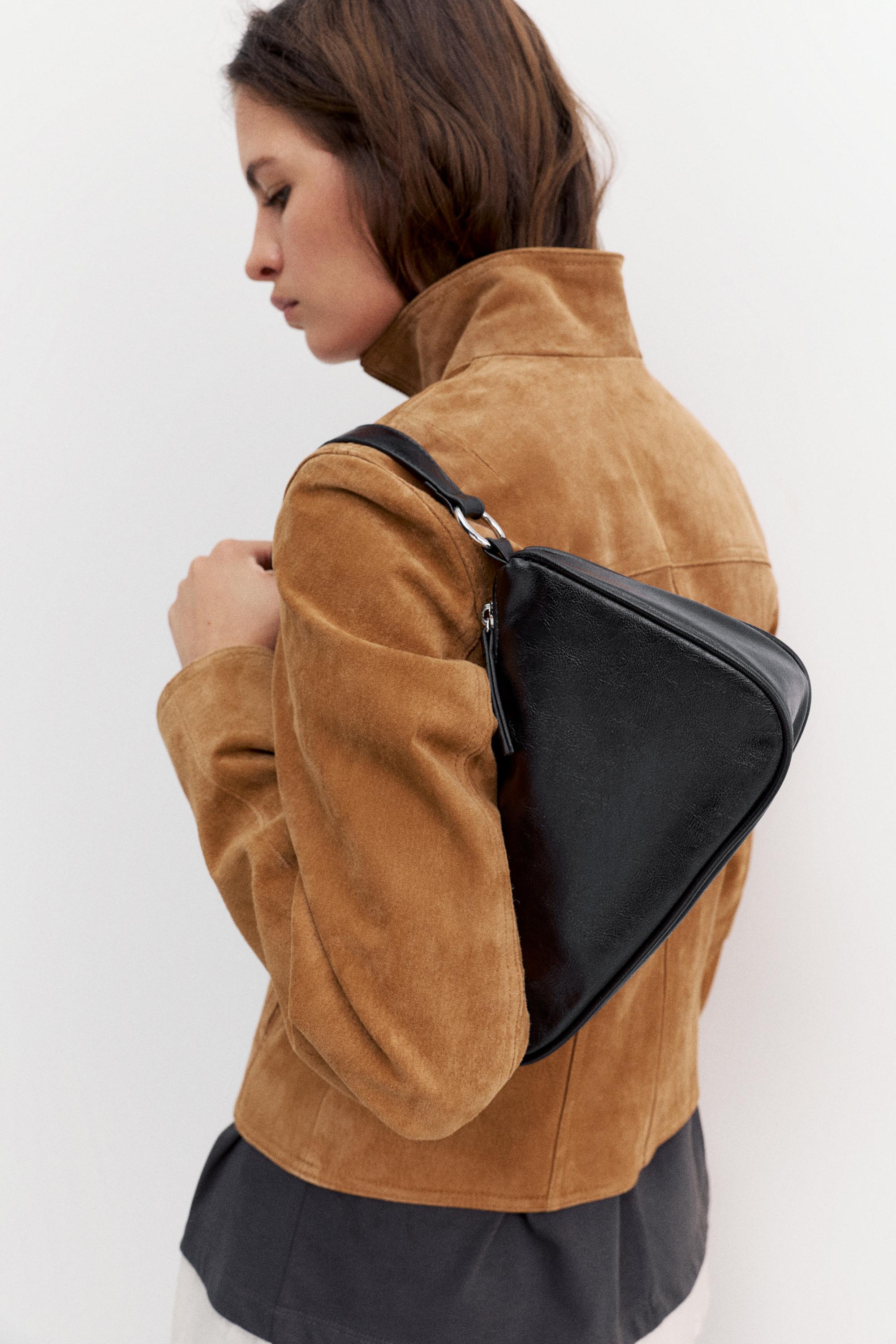 Schultertasche Mit Ringen