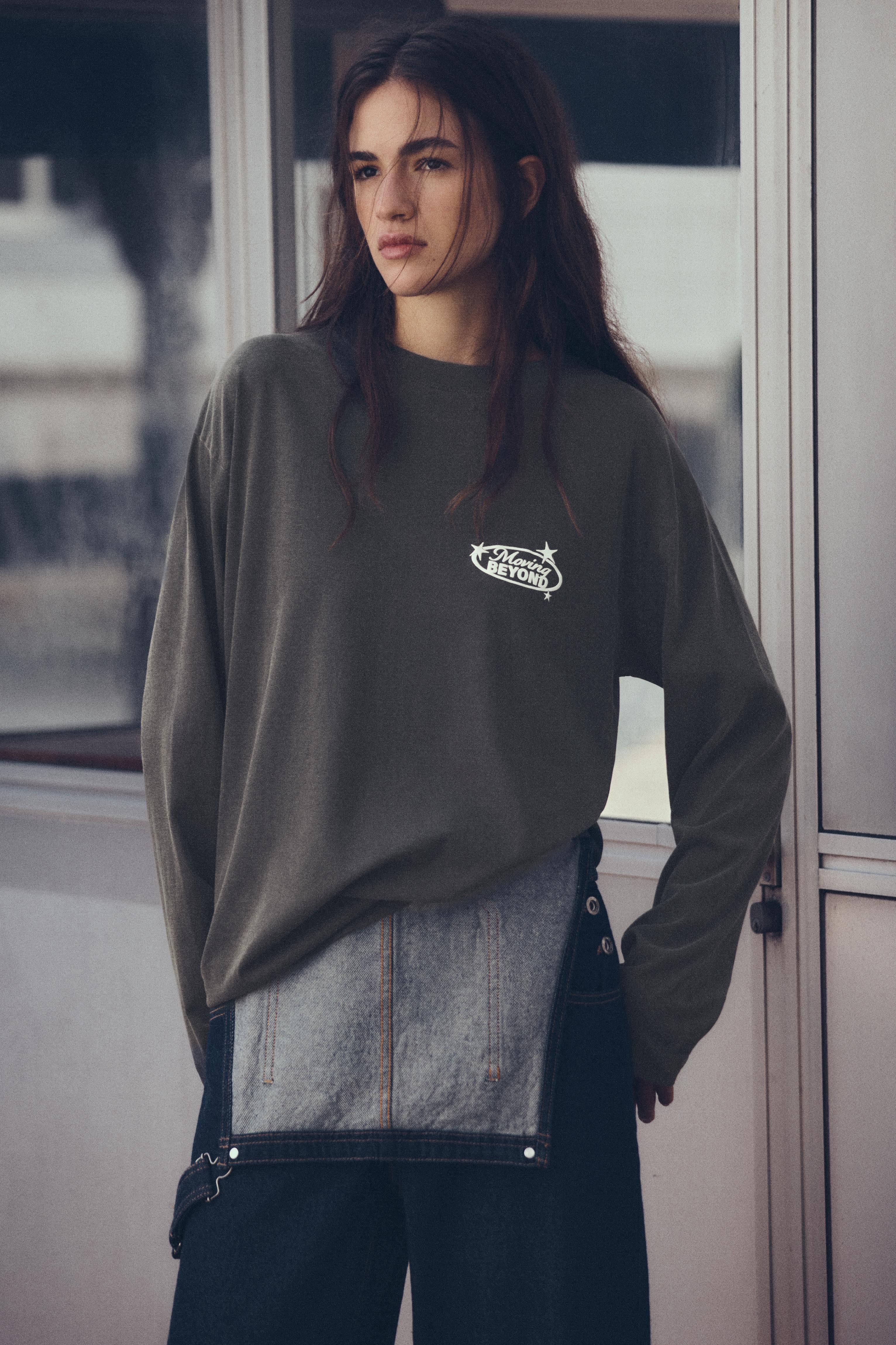 Long sleeve graphic print T-shirt — Faded black