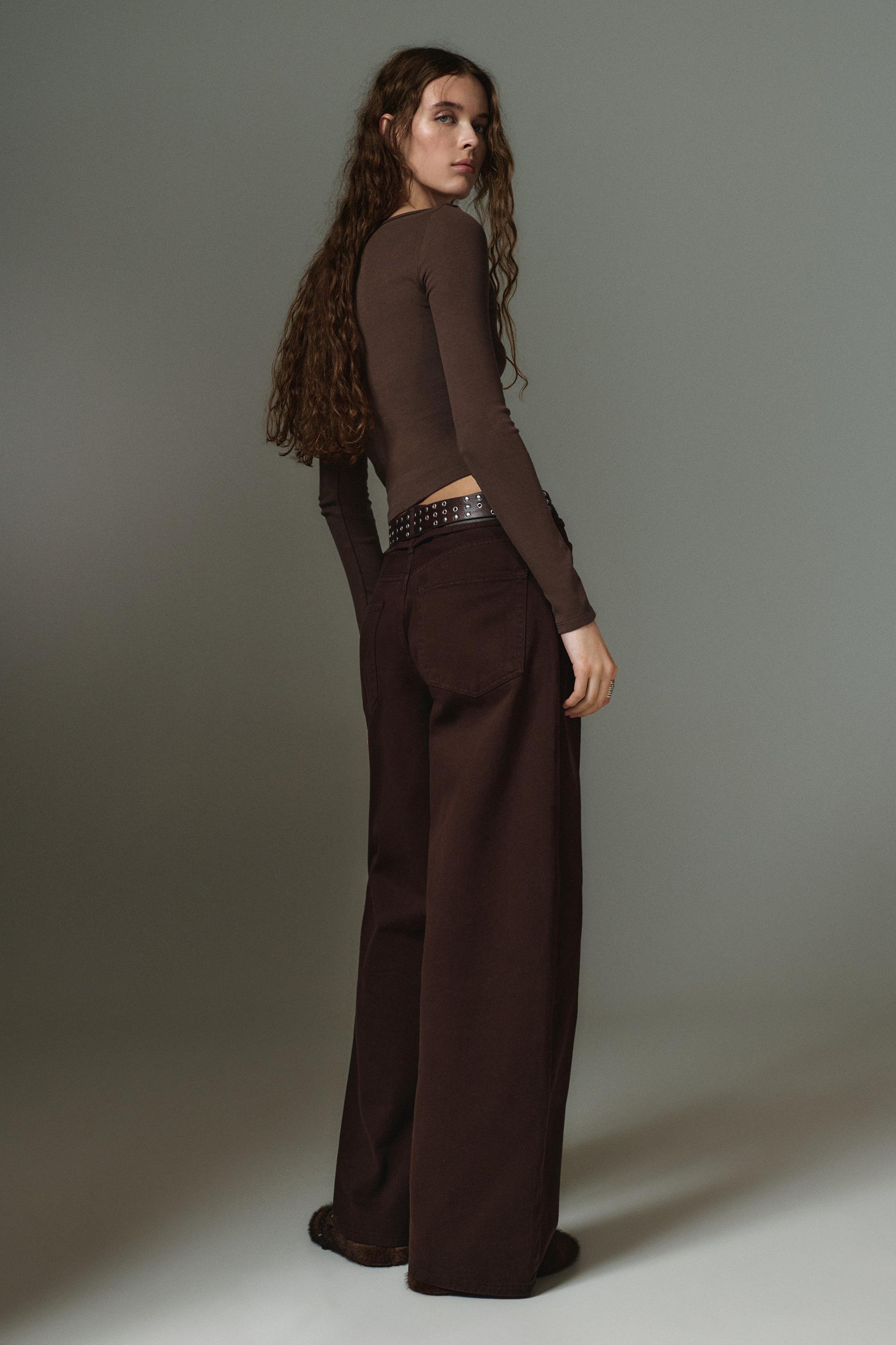 Long sleeve boat neck T-shirt — Brown