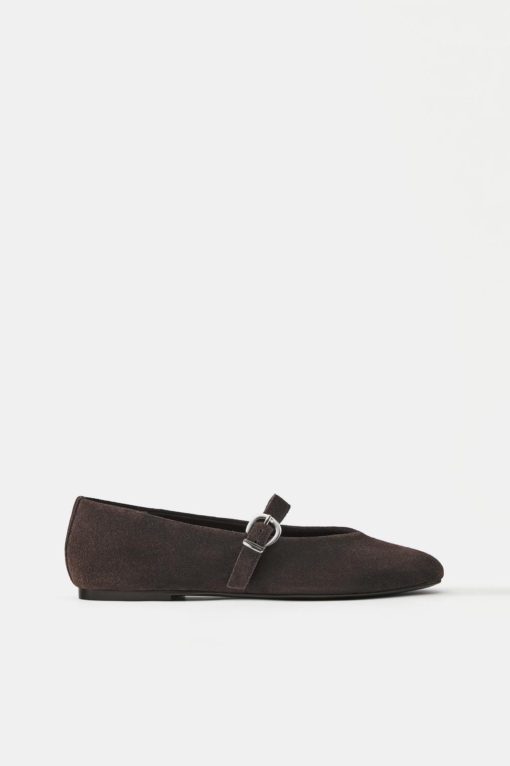 Leather ballerinas